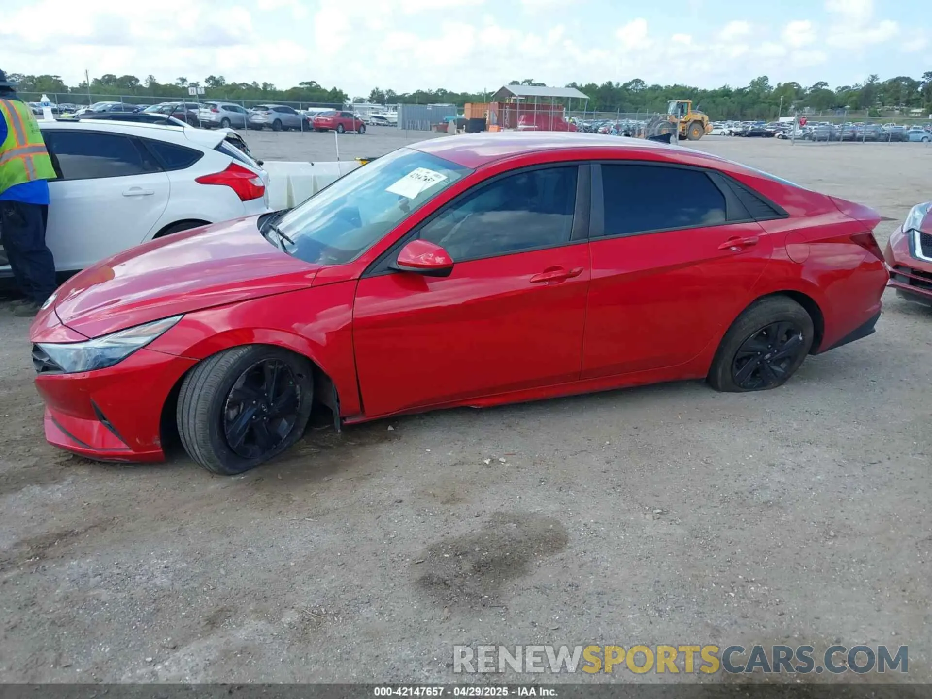 14 Фотография поврежденного автомобиля 5NPLS4AG3MH052015 HYUNDAI ELANTRA 2021