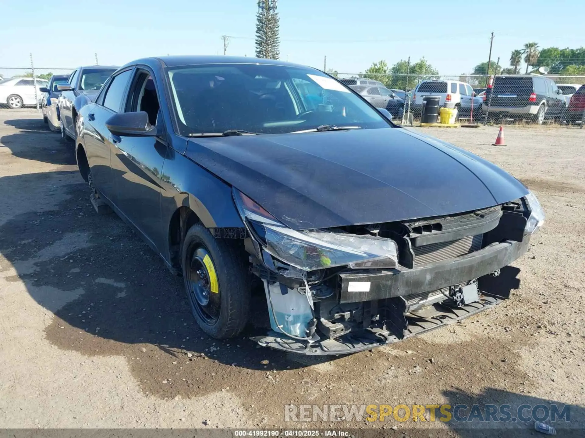1 Photograph of a damaged car 5NPLS4AG4MH022943 HYUNDAI ELANTRA 2021