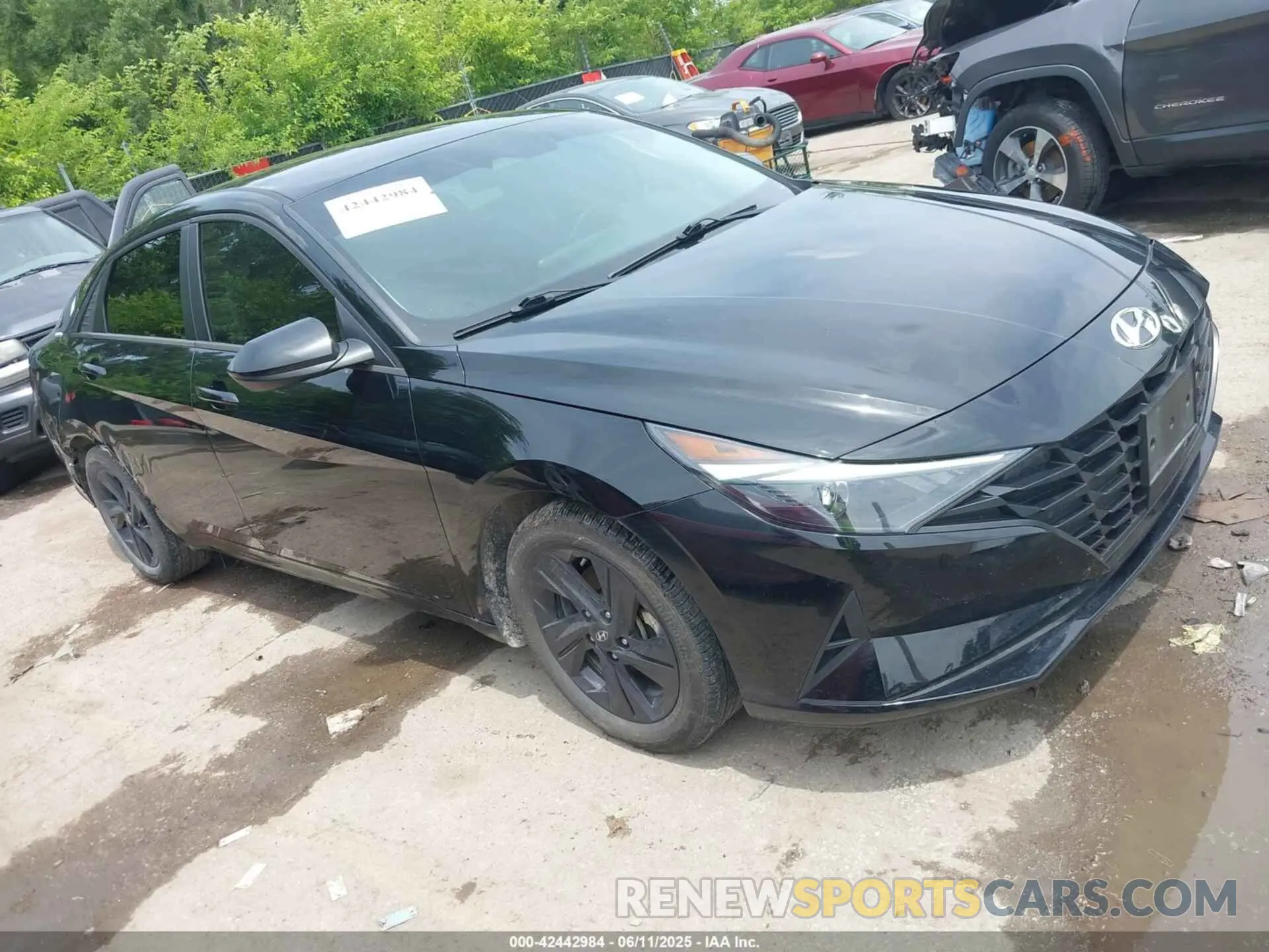 1 Photograph of a damaged car 5NPLS4AG5MH040514 HYUNDAI ELANTRA 2021