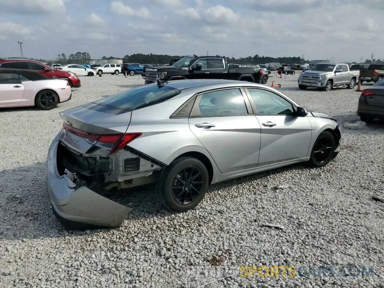 3 Photograph of a damaged car 5NPLS4AG7MH009104 HYUNDAI ELANTRA 2021