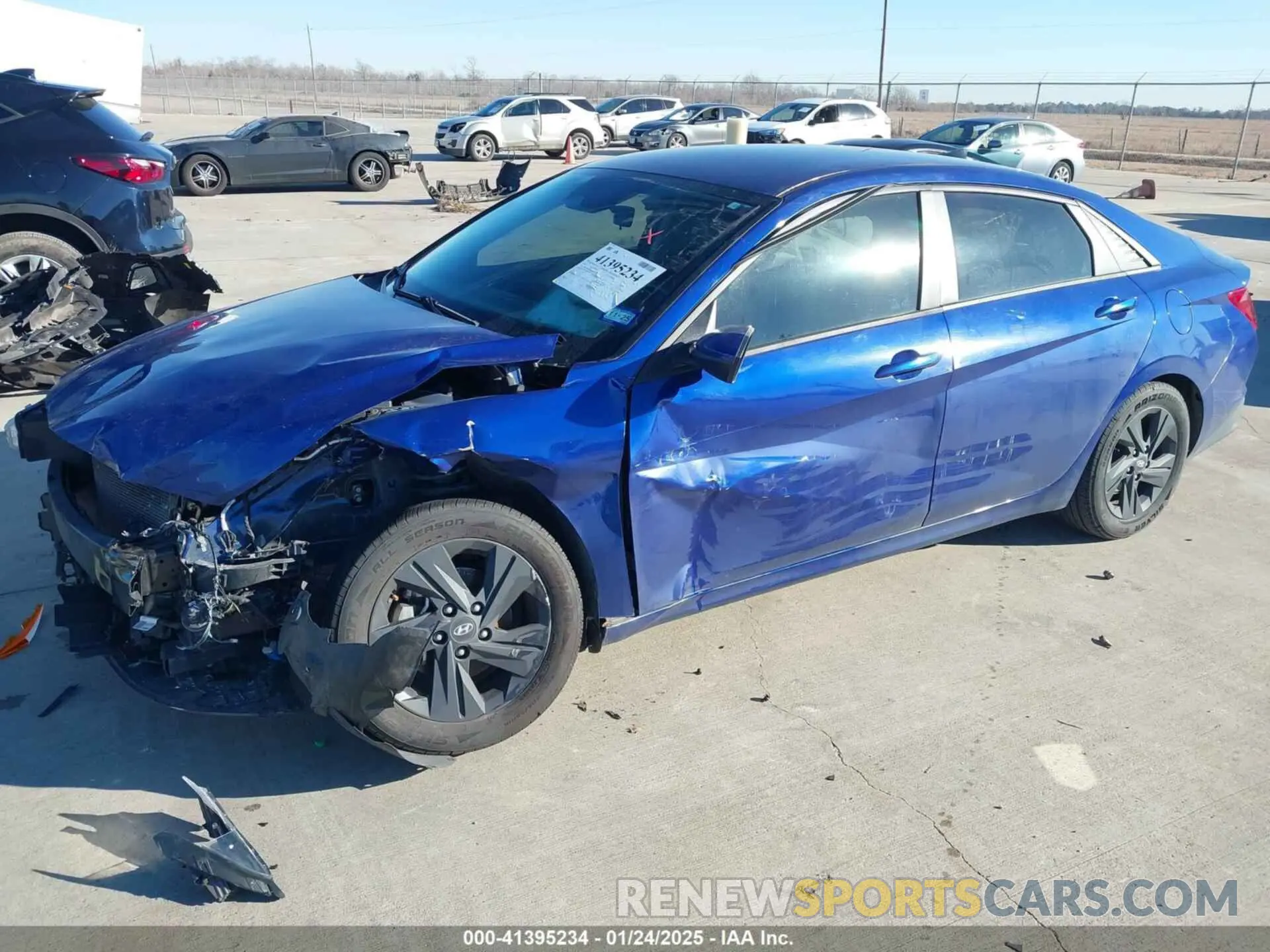 2 Photograph of a damaged car 5NPLS4AG8MH006079 HYUNDAI ELANTRA 2021