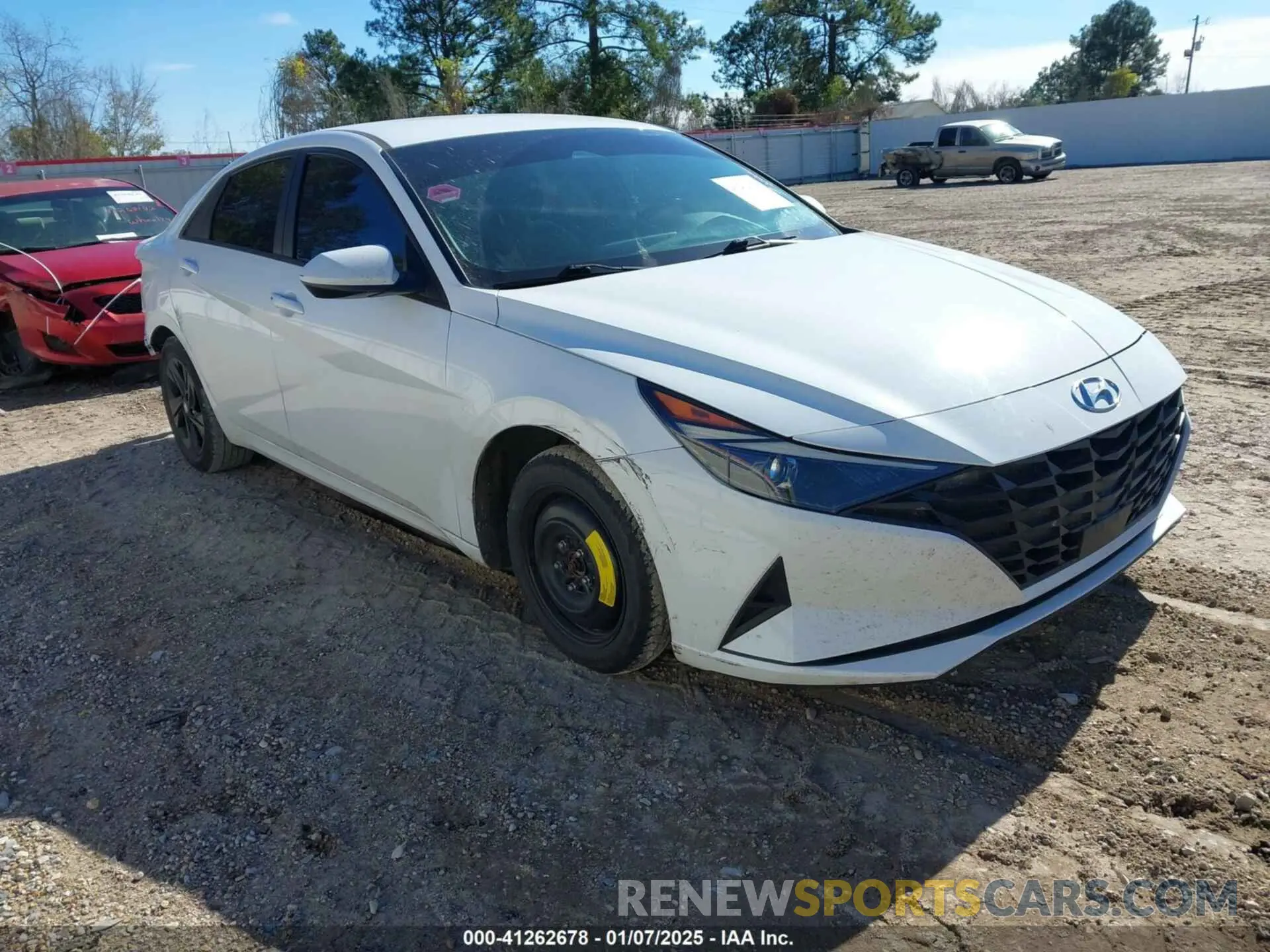 1 Photograph of a damaged car 5NPLS4AG8MH007233 HYUNDAI ELANTRA 2021