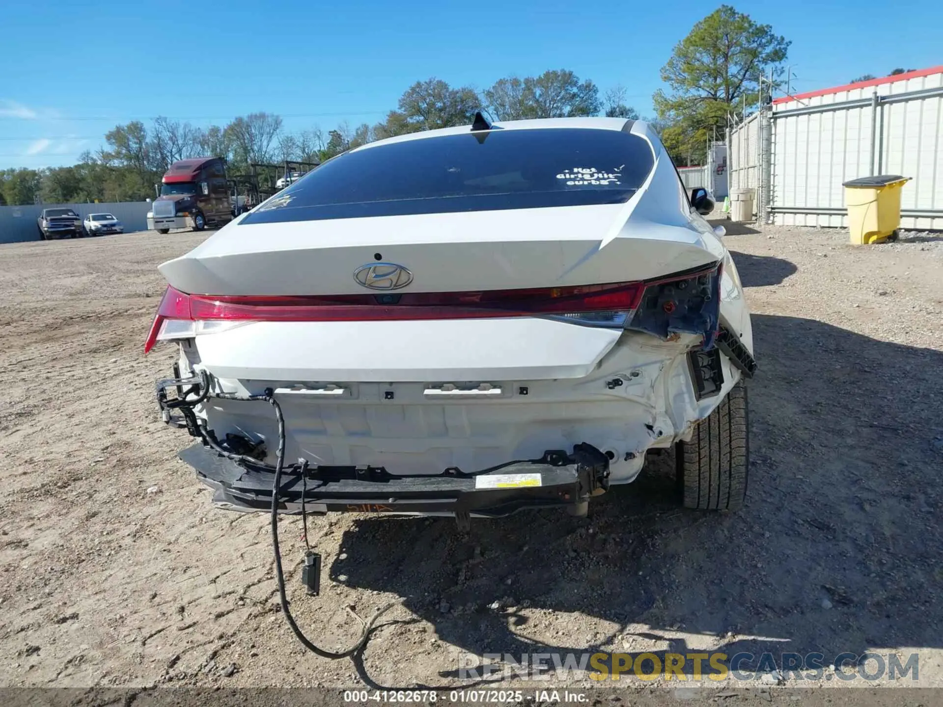 16 Photograph of a damaged car 5NPLS4AG8MH007233 HYUNDAI ELANTRA 2021
