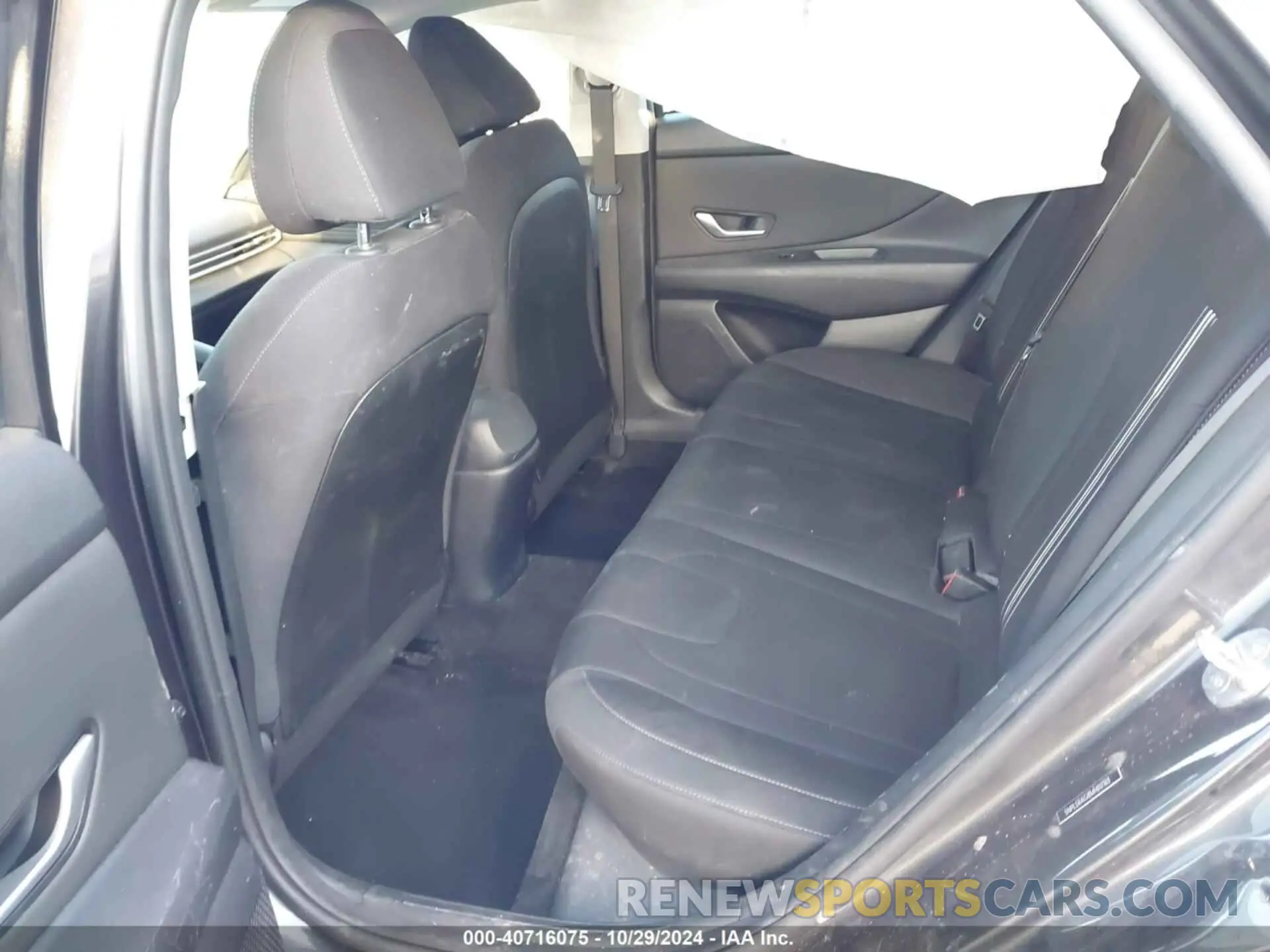 8 Photograph of a damaged car 5NPLS4AG8MH017163 HYUNDAI ELANTRA 2021