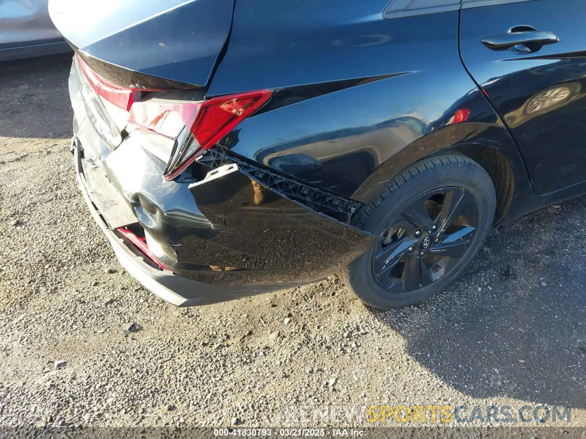 18 Фотография поврежденного автомобиля 5NPLS4AG8MH031614 HYUNDAI ELANTRA 2021