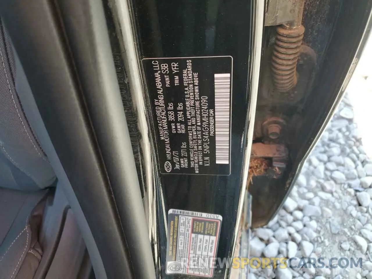 13 Photograph of a damaged car 5NPLS4AG9MH024090 HYUNDAI ELANTRA 2021