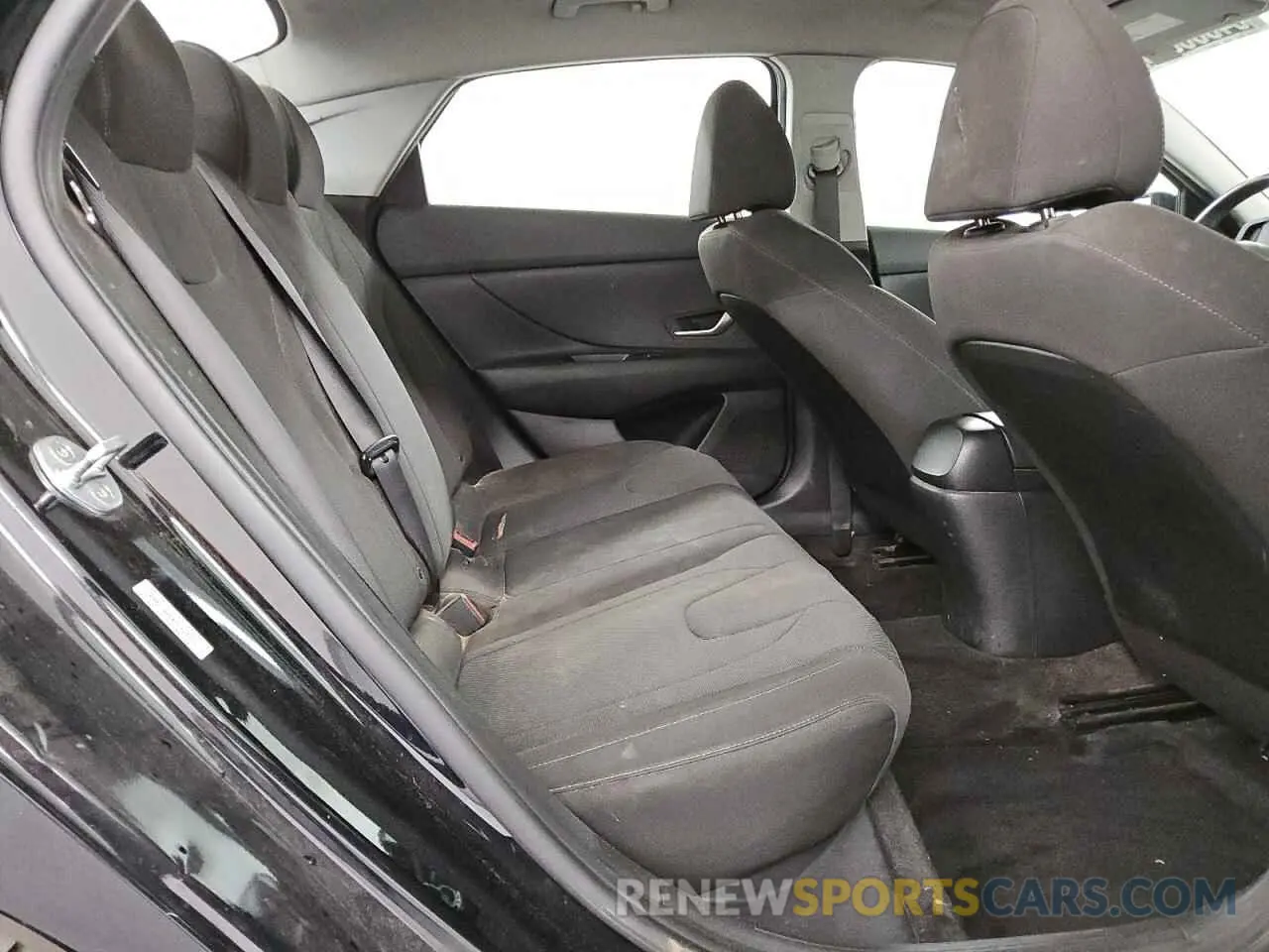 10 Photograph of a damaged car KMHLL4AG0MU213211 HYUNDAI ELANTRA 2021