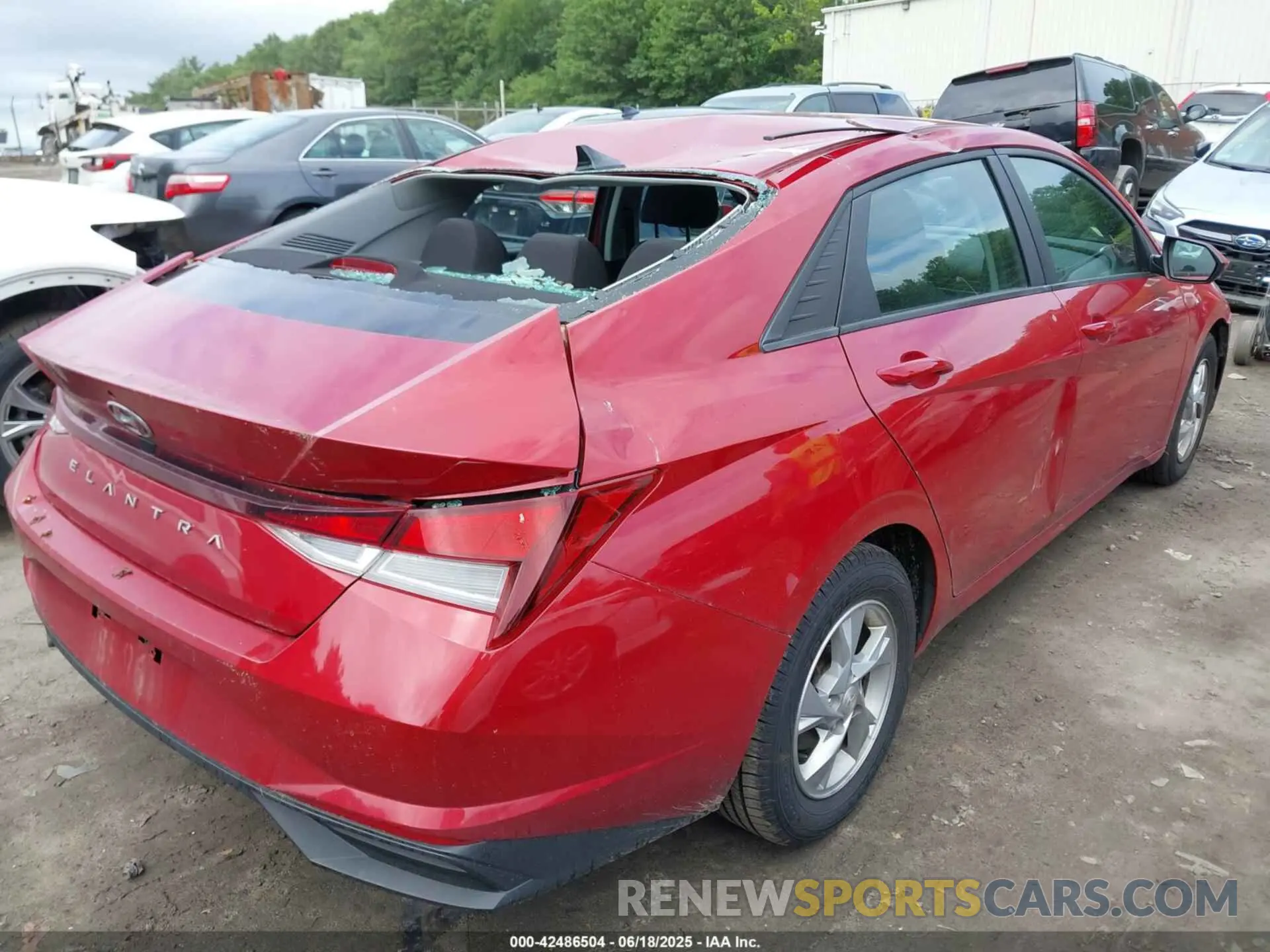4 Photograph of a damaged car KMHLL4AG1MU210351 HYUNDAI ELANTRA 2021