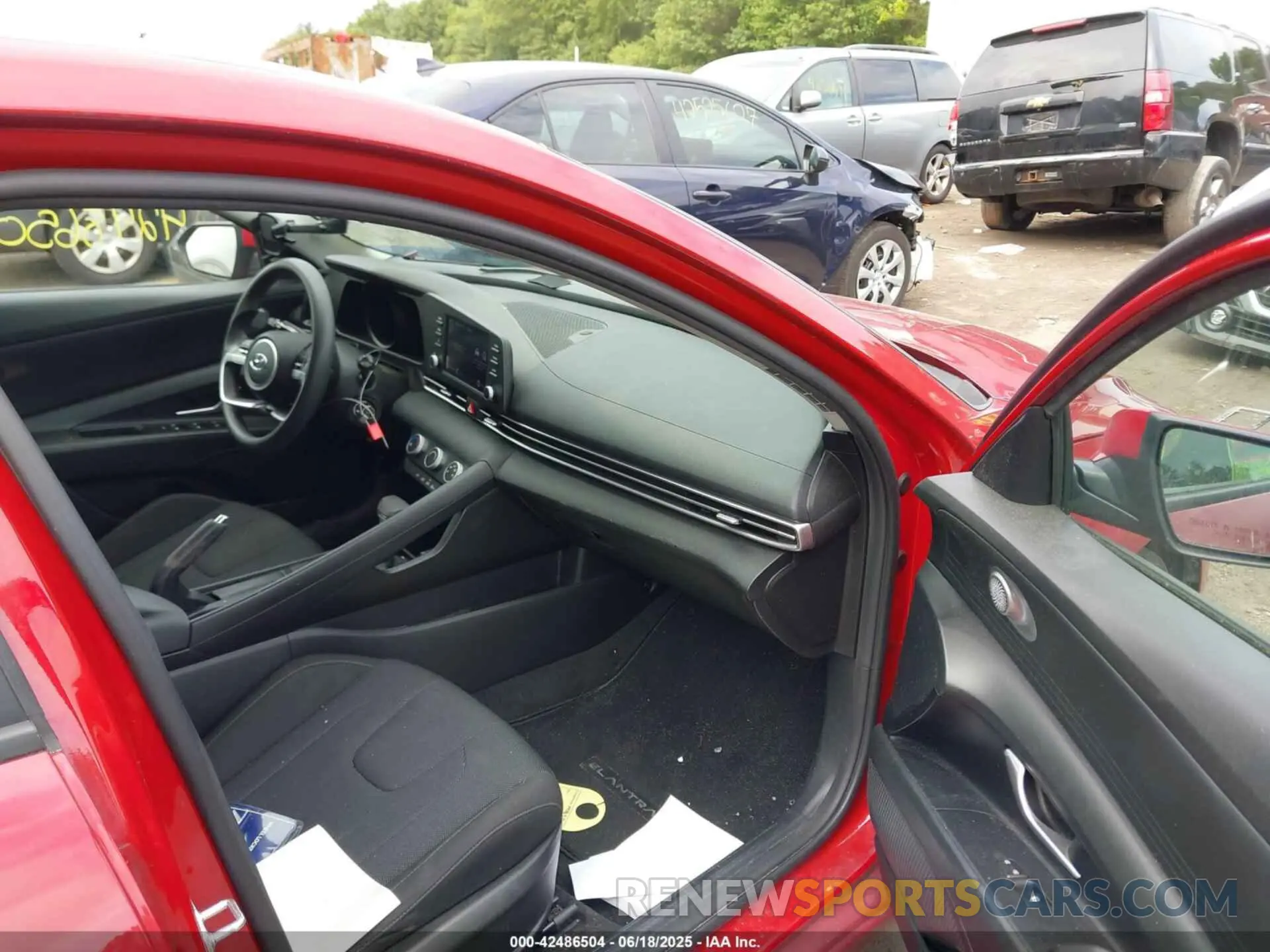 5 Photograph of a damaged car KMHLL4AG1MU210351 HYUNDAI ELANTRA 2021