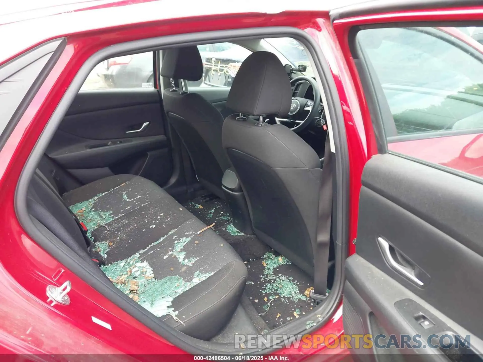 8 Photograph of a damaged car KMHLL4AG1MU210351 HYUNDAI ELANTRA 2021