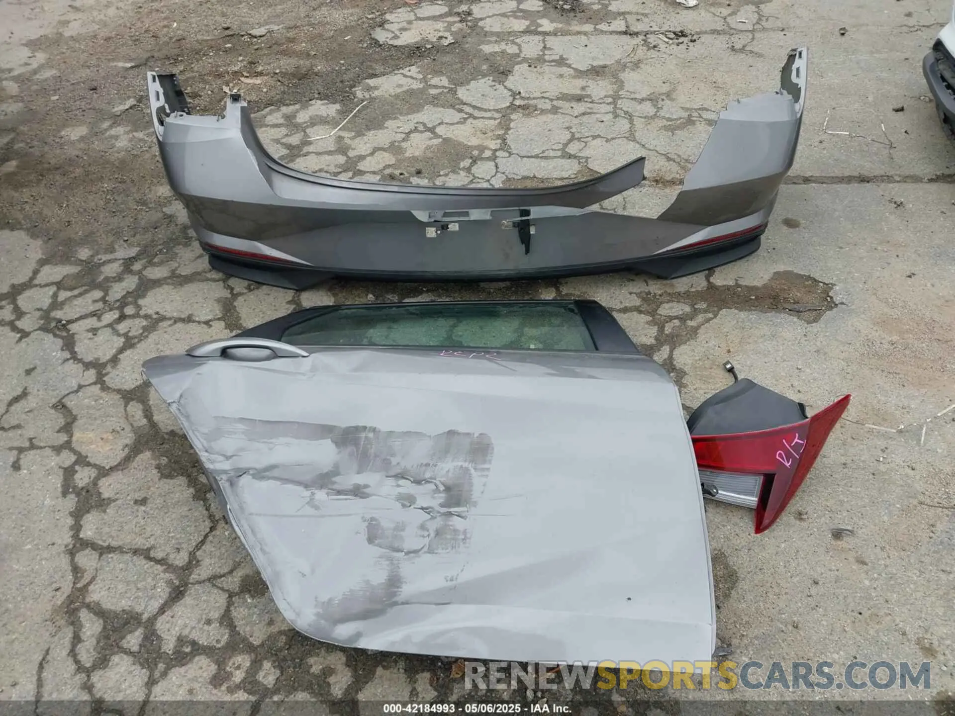 12 Photograph of a damaged car KMHLL4AG3MU121929 HYUNDAI ELANTRA 2021