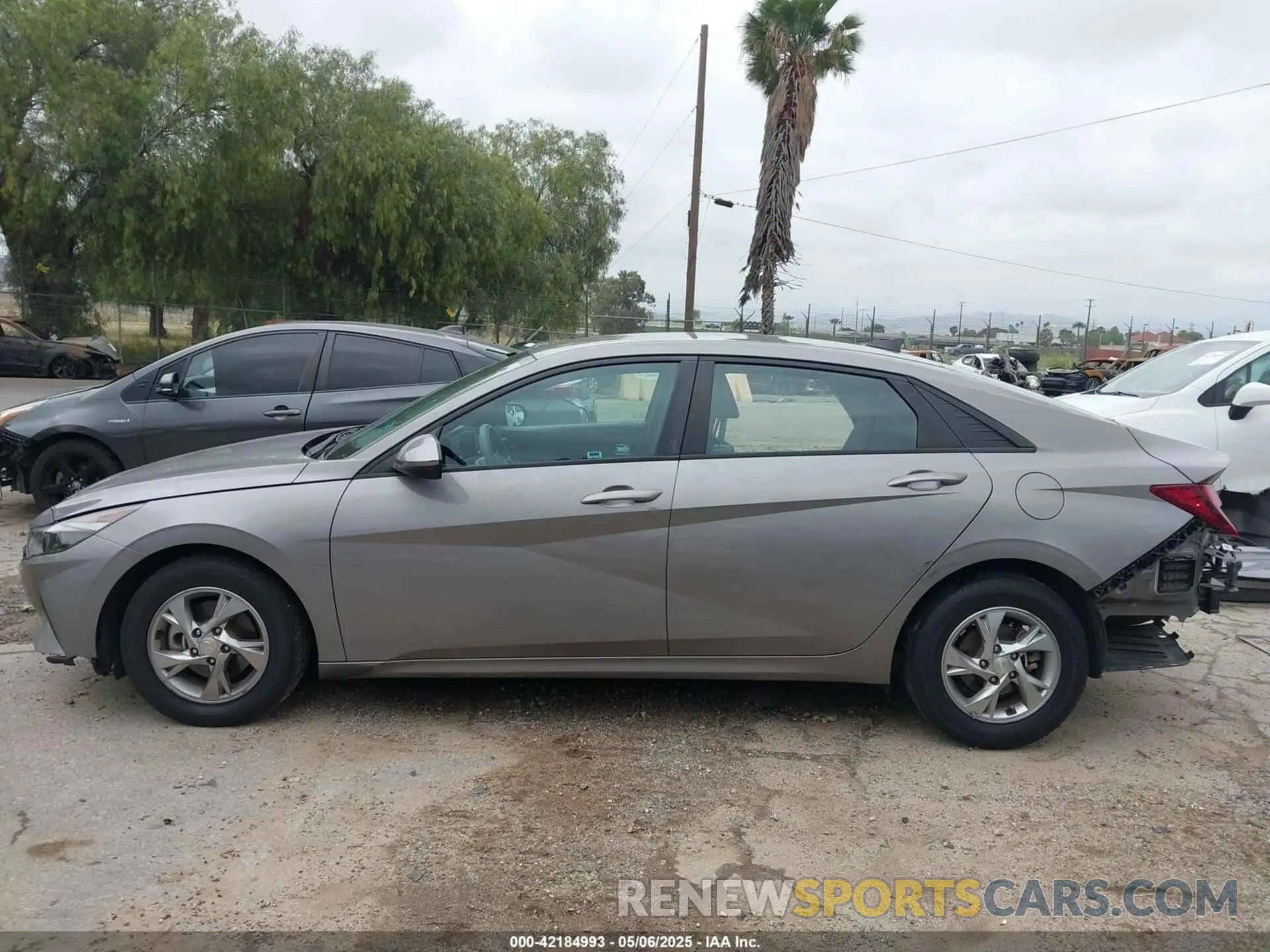 15 Photograph of a damaged car KMHLL4AG3MU121929 HYUNDAI ELANTRA 2021