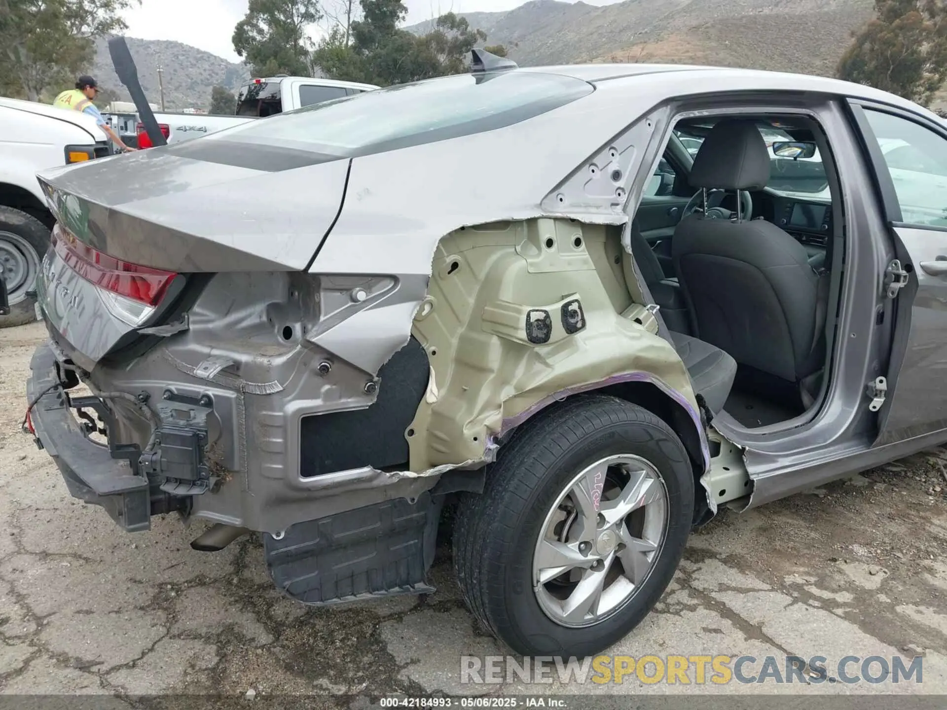 6 Photograph of a damaged car KMHLL4AG3MU121929 HYUNDAI ELANTRA 2021