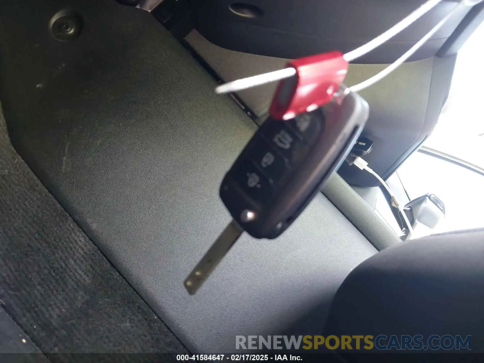11 Photograph of a damaged car KMHLL4AG4MU195635 HYUNDAI ELANTRA 2021