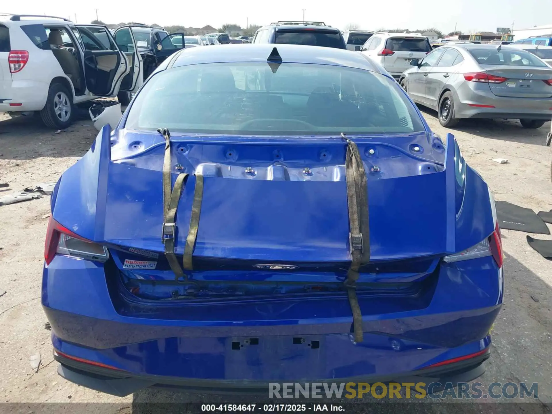 16 Photograph of a damaged car KMHLL4AG4MU195635 HYUNDAI ELANTRA 2021