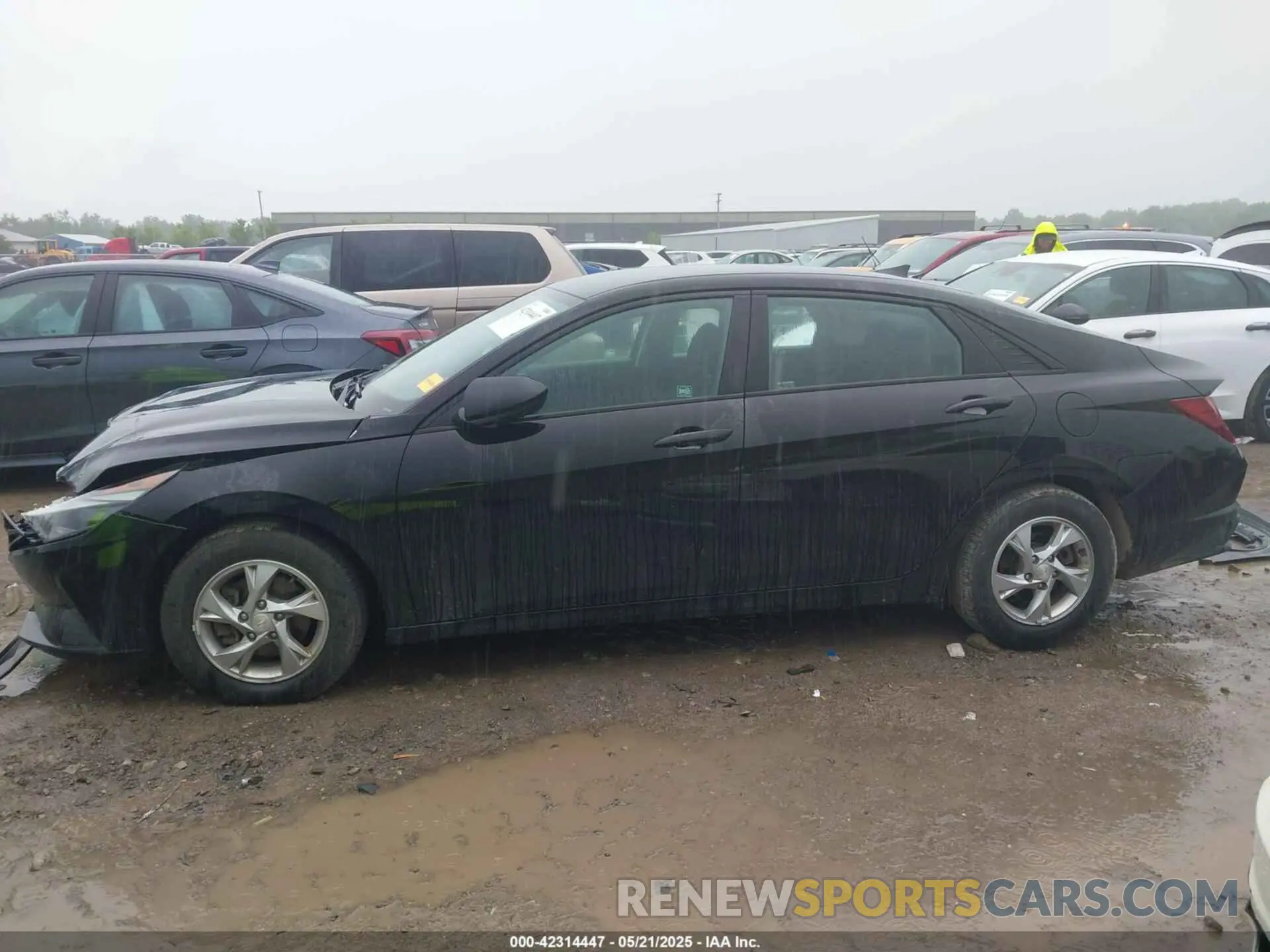 14 Photograph of a damaged car KMHLL4AG7MU103644 HYUNDAI ELANTRA 2021
