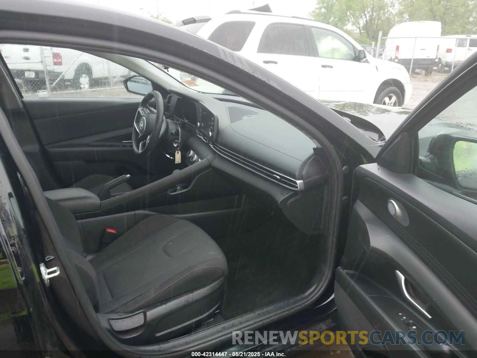 5 Photograph of a damaged car KMHLL4AG7MU103644 HYUNDAI ELANTRA 2021