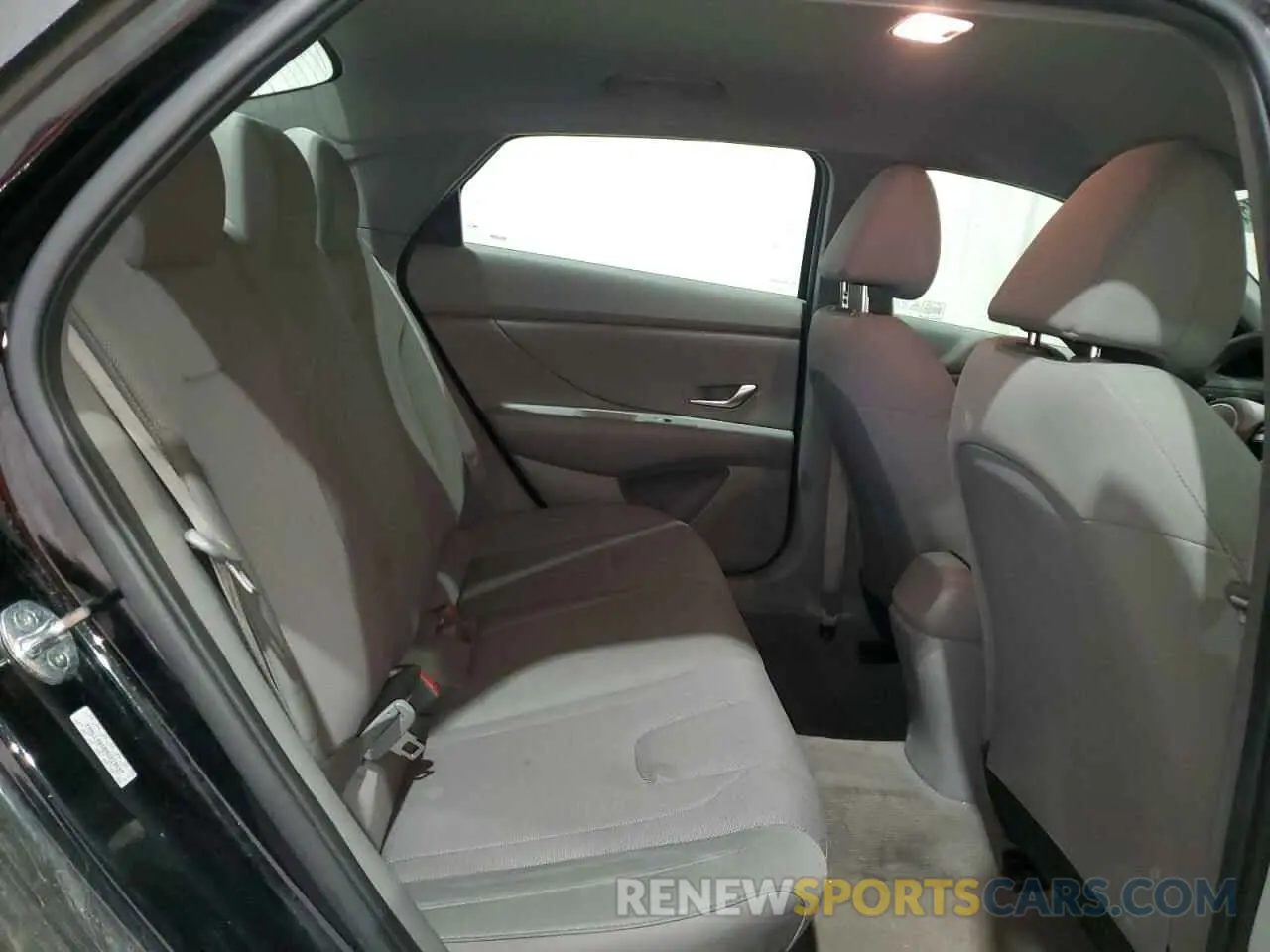 10 Photograph of a damaged car KMHLL4AG8MU213537 HYUNDAI ELANTRA 2021
