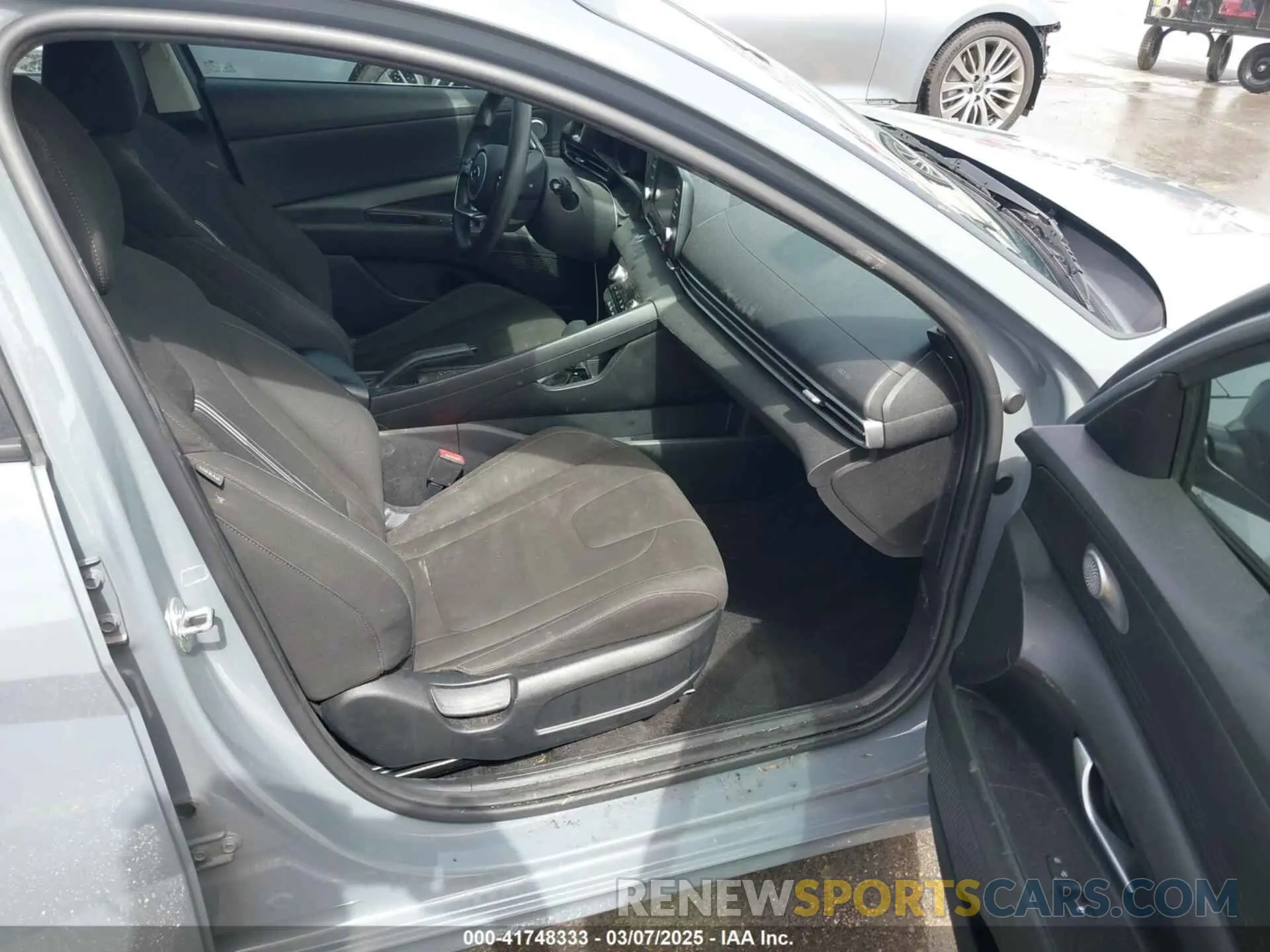 5 Photograph of a damaged car KMHLM4AG1MU144395 HYUNDAI ELANTRA 2021