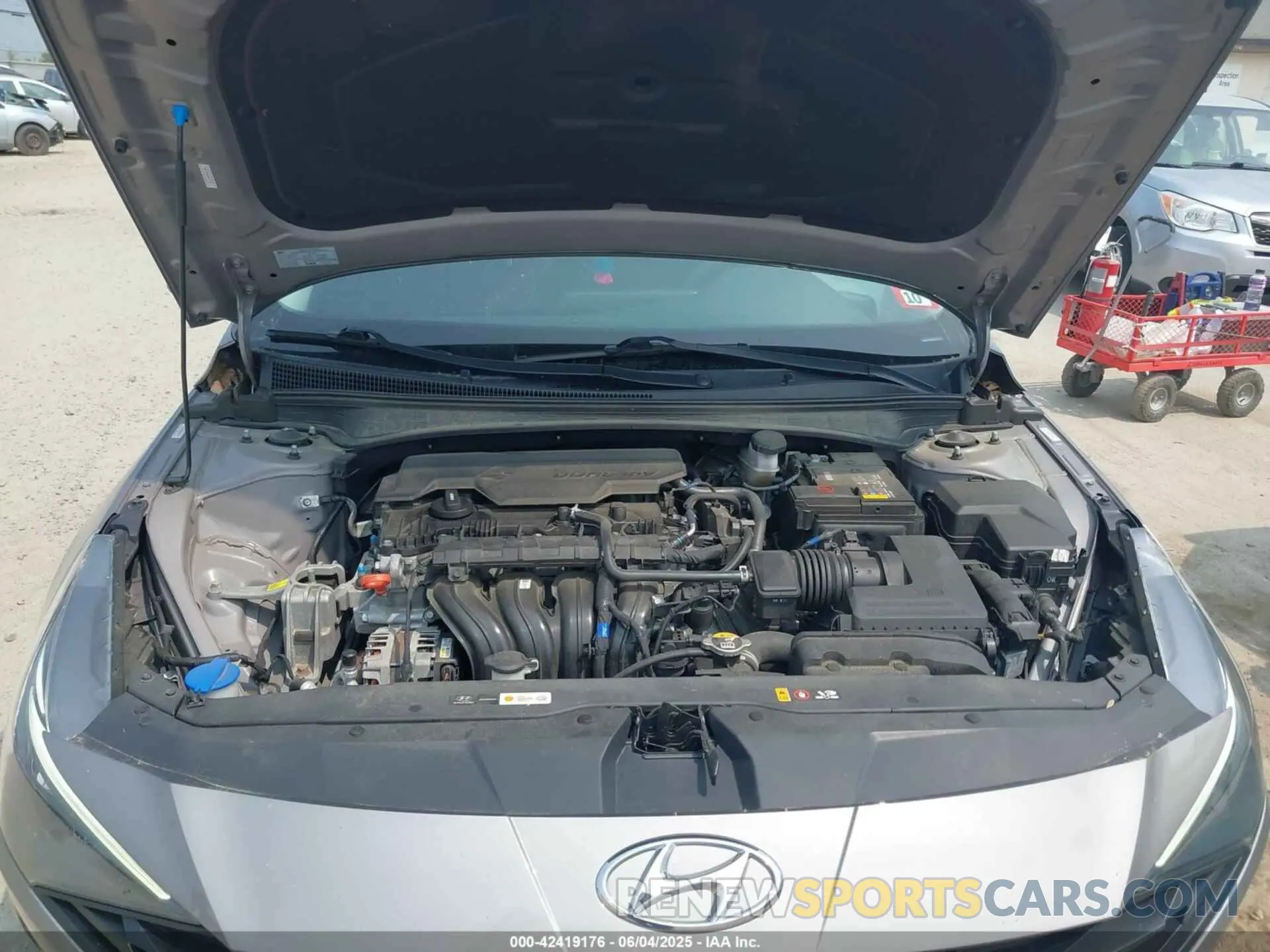 10 Photograph of a damaged car KMHLM4AG2MU091870 HYUNDAI ELANTRA 2021