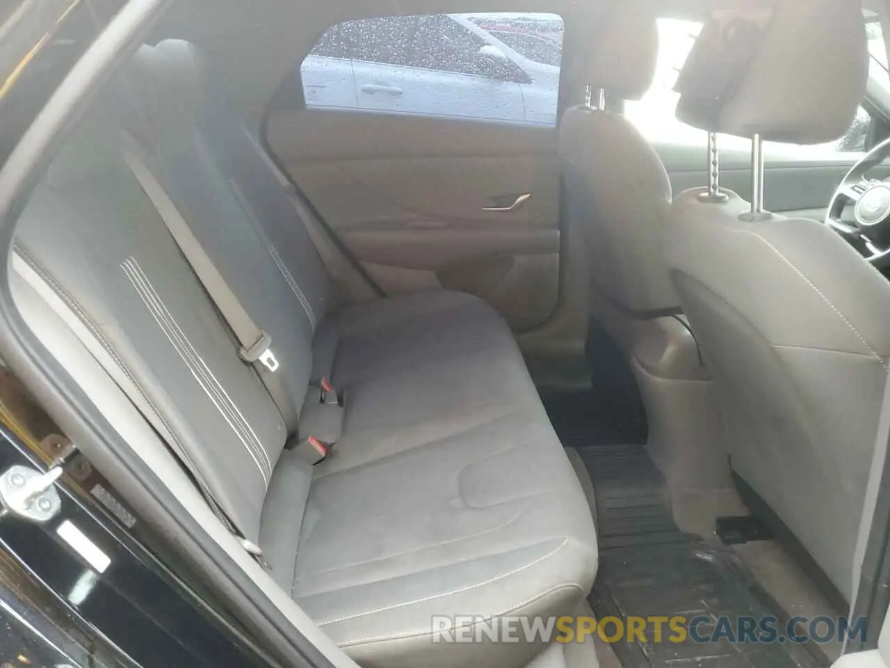 10 Photograph of a damaged car KMHLM4AG2MU122745 HYUNDAI ELANTRA 2021