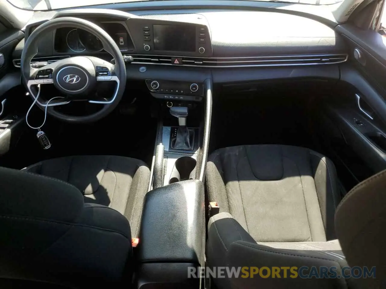 8 Photograph of a damaged car KMHLM4AG2MU173193 HYUNDAI ELANTRA 2021