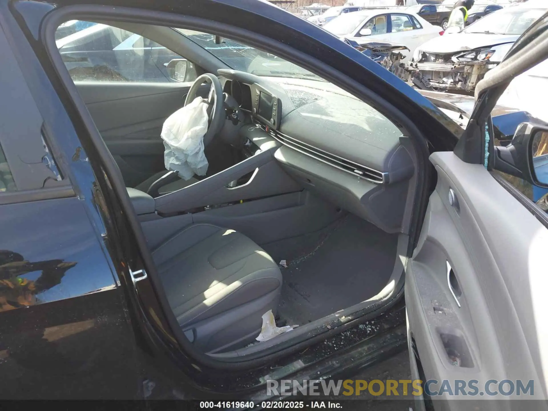 5 Photograph of a damaged car KMHLM4AG3MU091733 HYUNDAI ELANTRA 2021