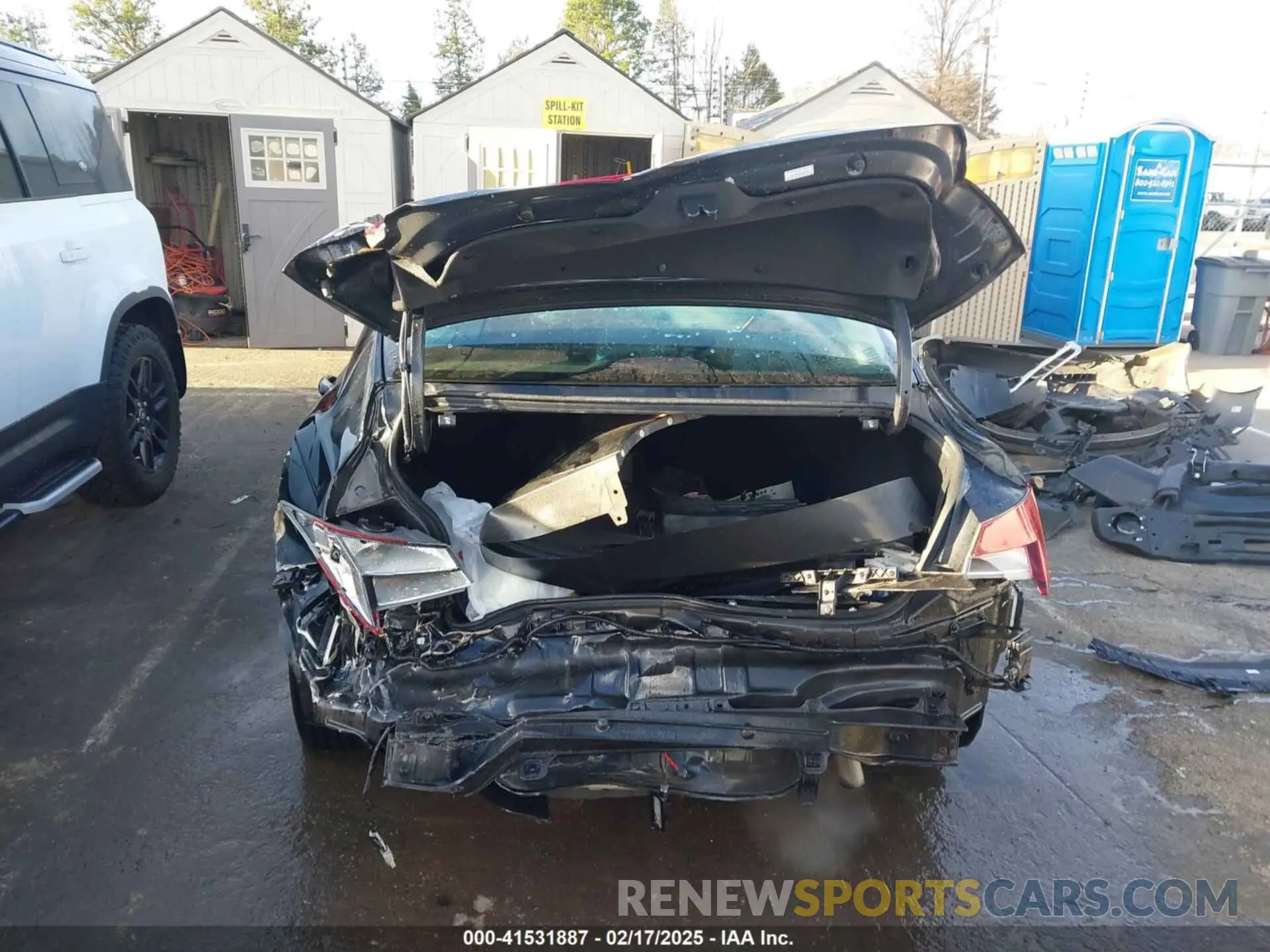 17 Photograph of a damaged car KMHLM4AG3MU118414 HYUNDAI ELANTRA 2021