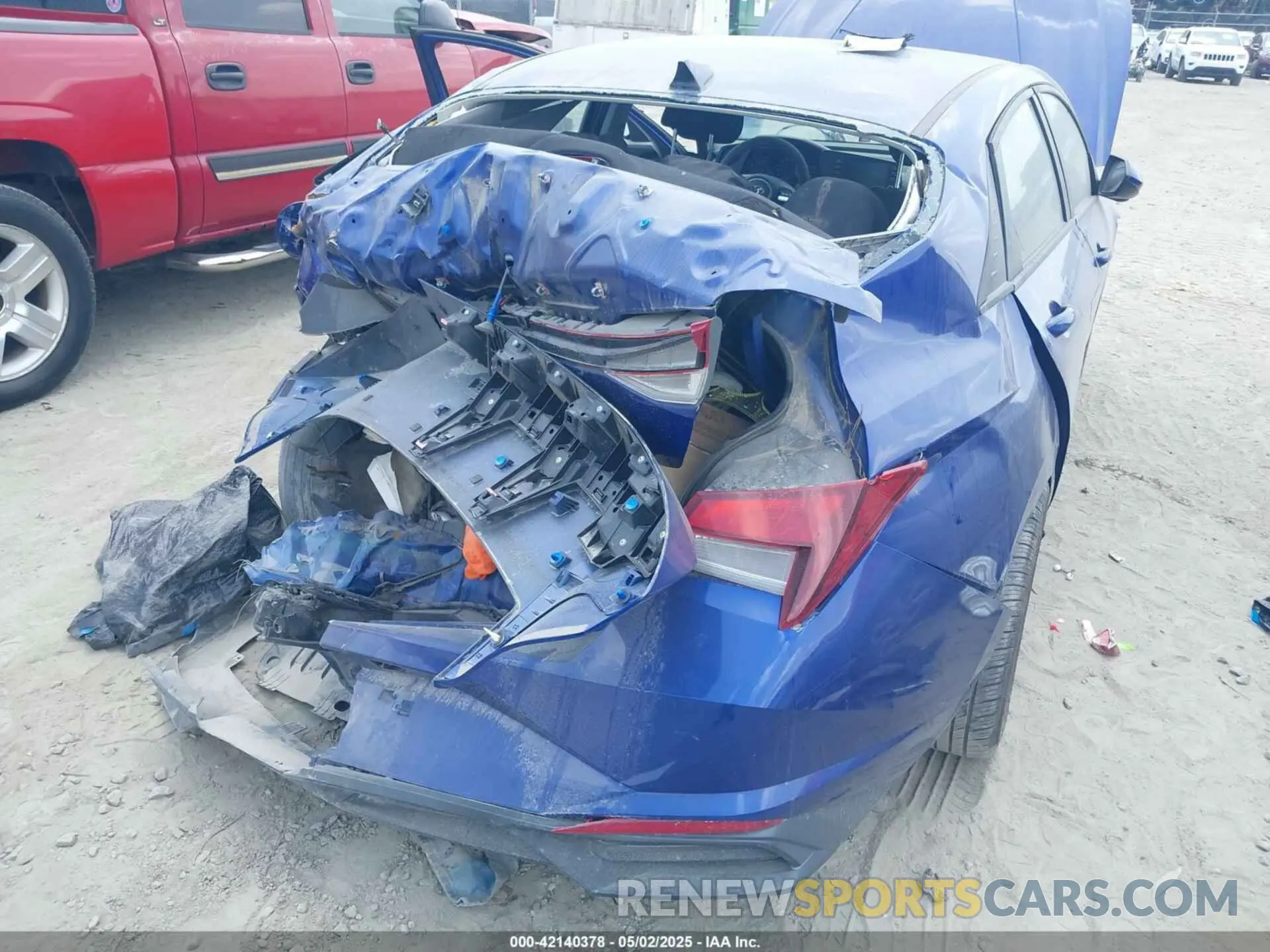 17 Photograph of a damaged car KMHLM4AG3MU159500 HYUNDAI ELANTRA 2021