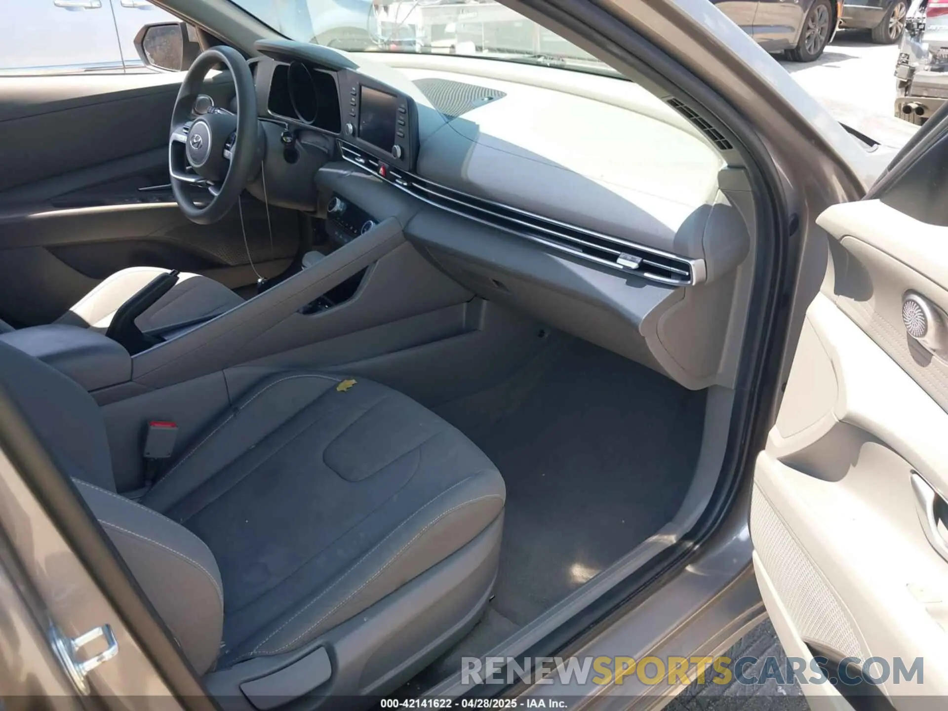 5 Фотография поврежденного автомобиля KMHLM4AG3MU209568 HYUNDAI ELANTRA 2021