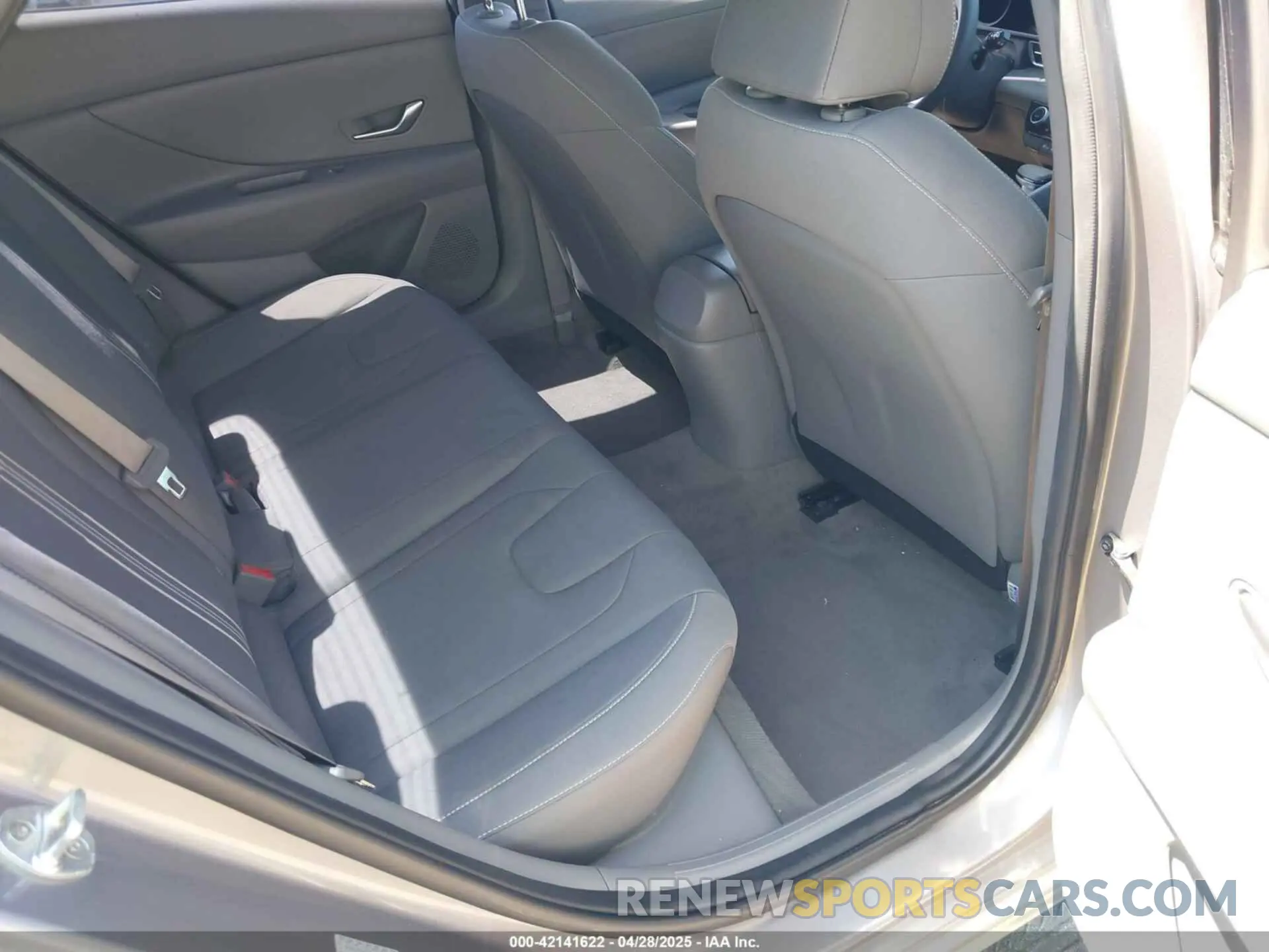 8 Фотография поврежденного автомобиля KMHLM4AG3MU209568 HYUNDAI ELANTRA 2021