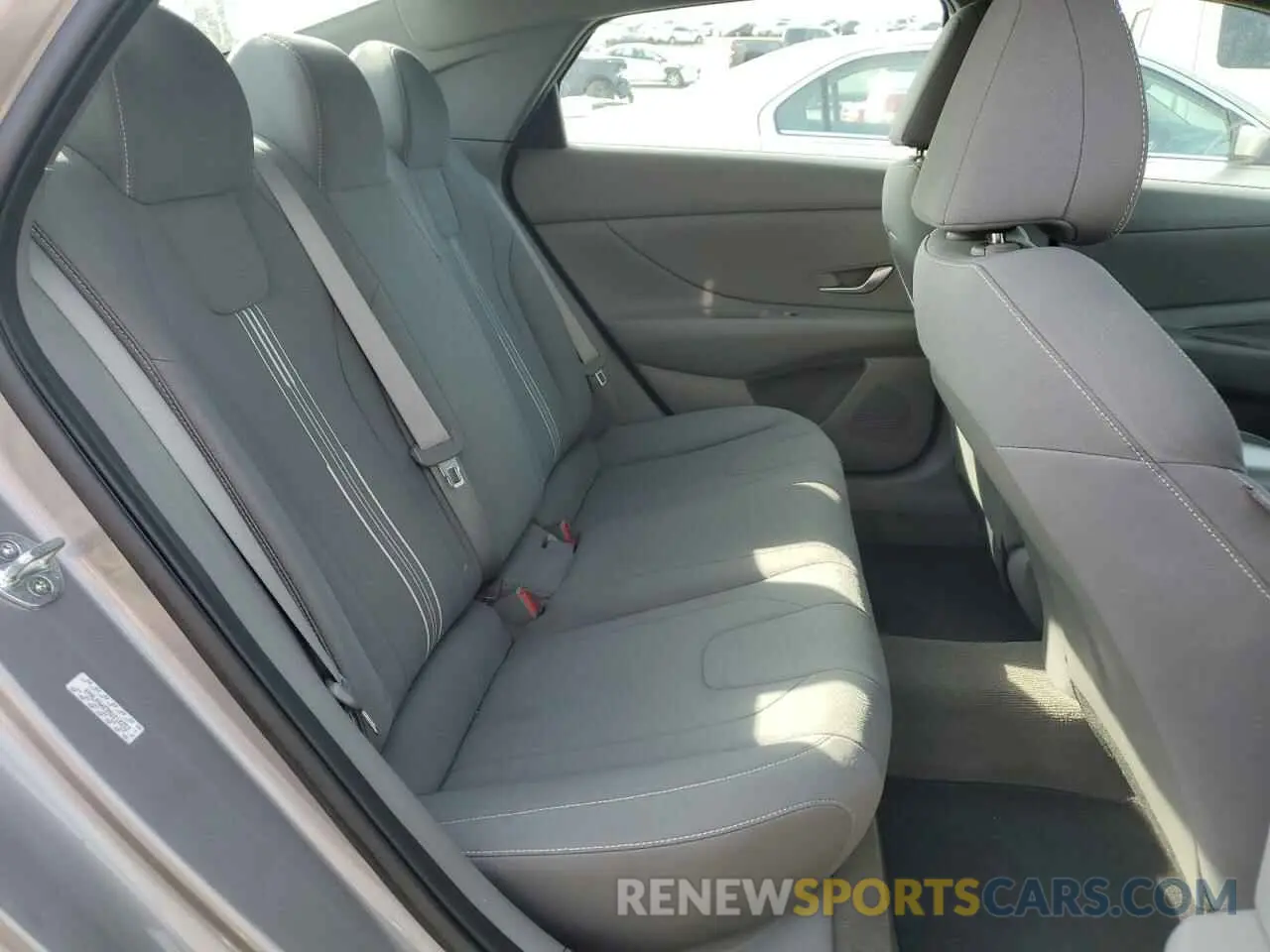 10 Photograph of a damaged car KMHLM4AG3MU210252 HYUNDAI ELANTRA 2021