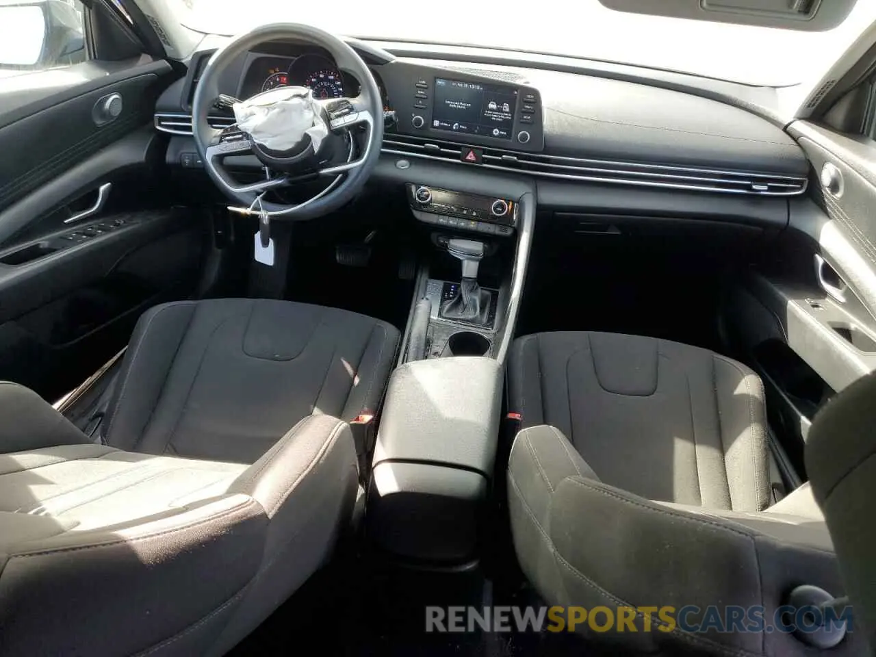 8 Photograph of a damaged car KMHLM4AG5MU070138 HYUNDAI ELANTRA 2021
