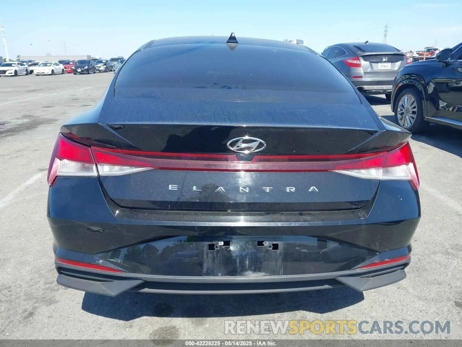 16 Photograph of a damaged car KMHLM4AG5MU121881 HYUNDAI ELANTRA 2021