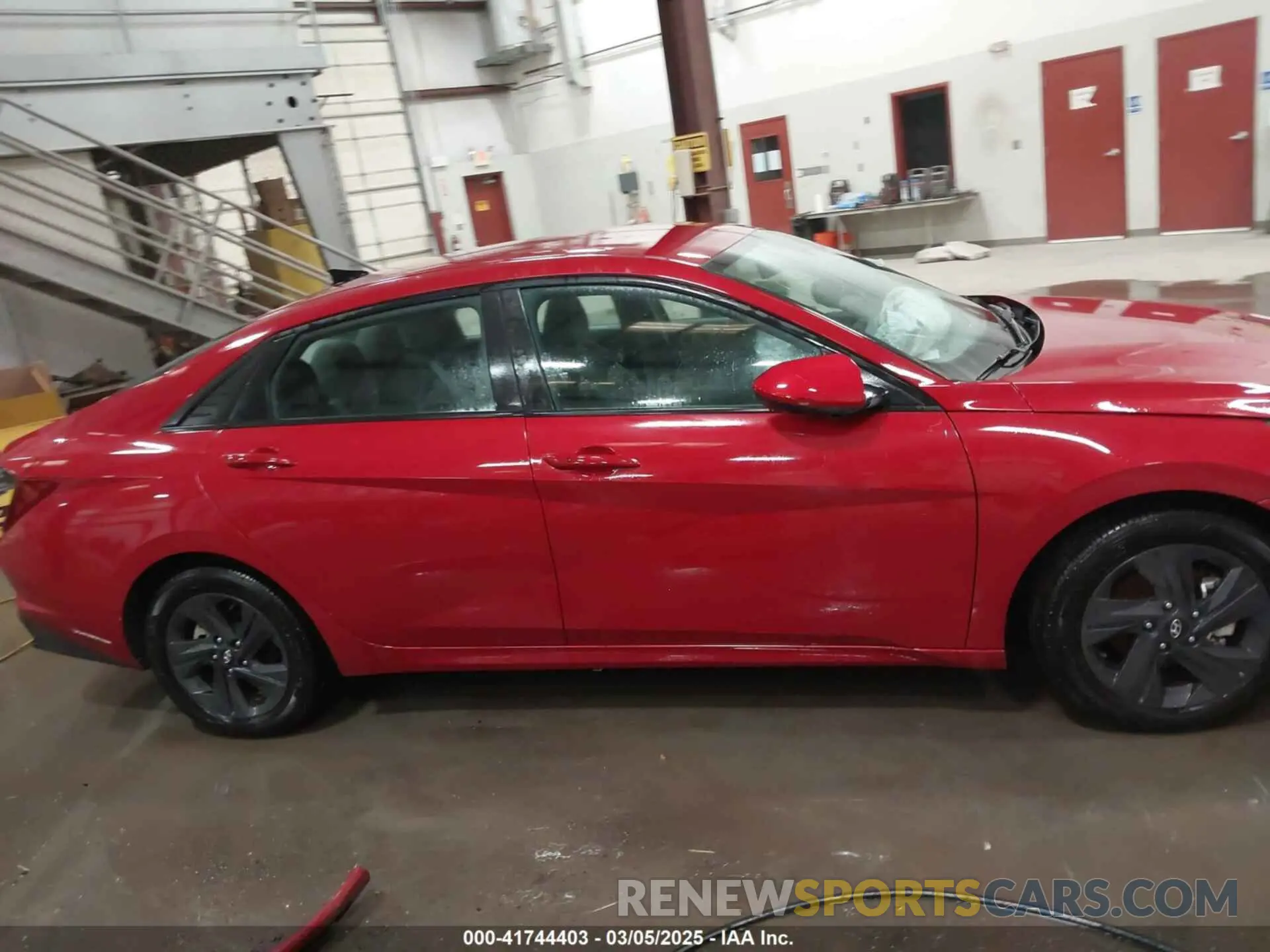 13 Photograph of a damaged car KMHLM4AG5MU140091 HYUNDAI ELANTRA 2021