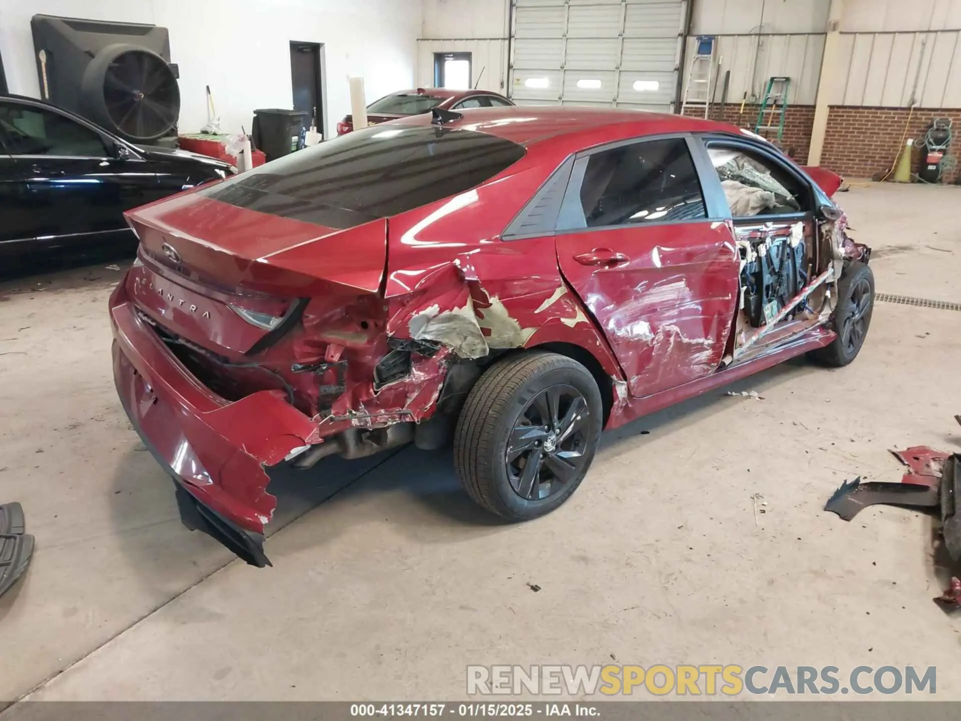 4 Photograph of a damaged car KMHLM4AG5MU175634 HYUNDAI ELANTRA 2021