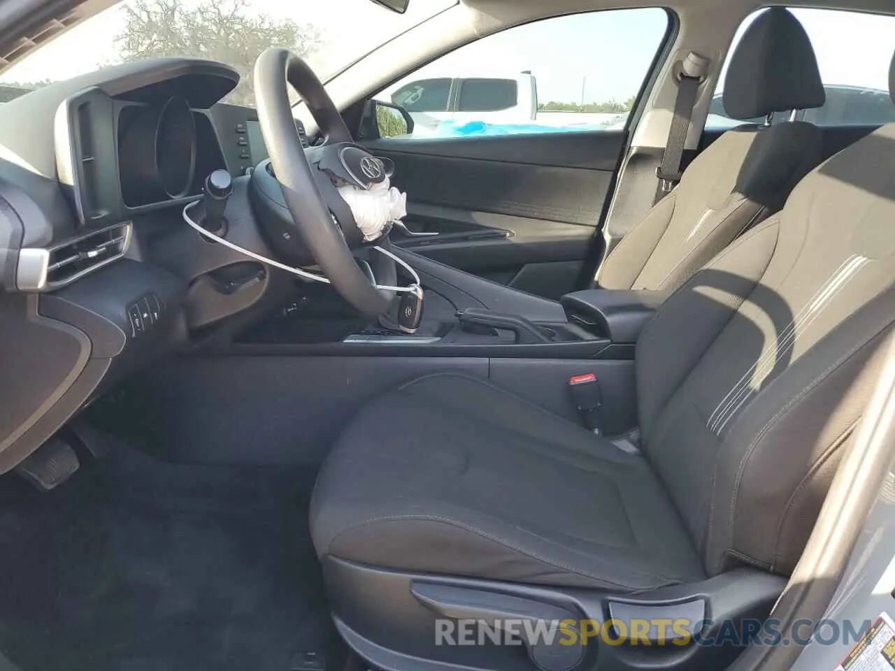 7 Photograph of a damaged car KMHLM4AG5MU204923 HYUNDAI ELANTRA 2021