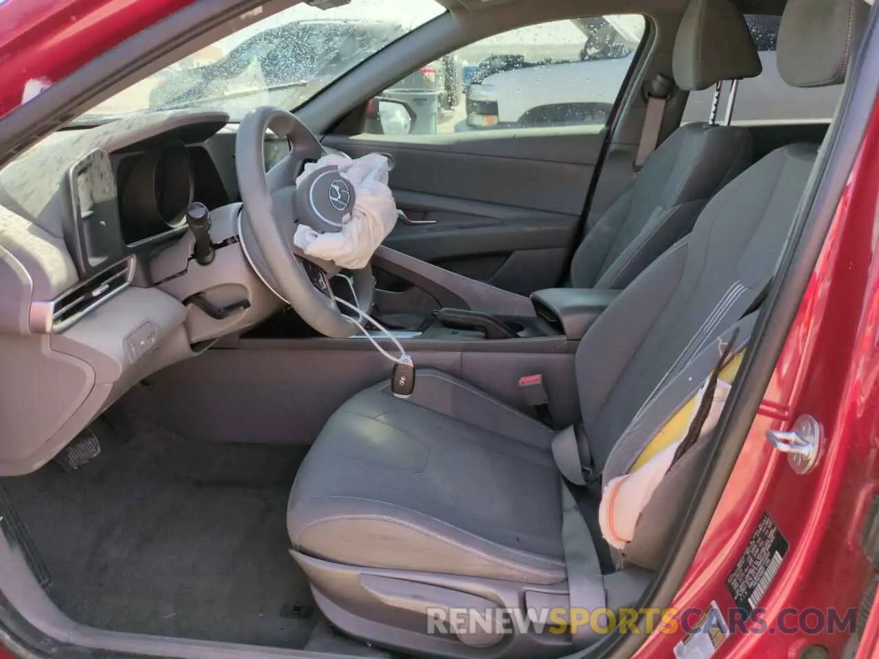 7 Photograph of a damaged car KMHLM4AG6MU155893 HYUNDAI ELANTRA 2021