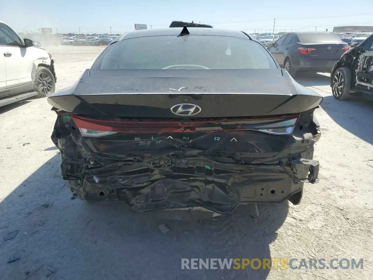 6 Фотография поврежденного автомобиля KMHLM4AG6MU193074 HYUNDAI ELANTRA 2021
