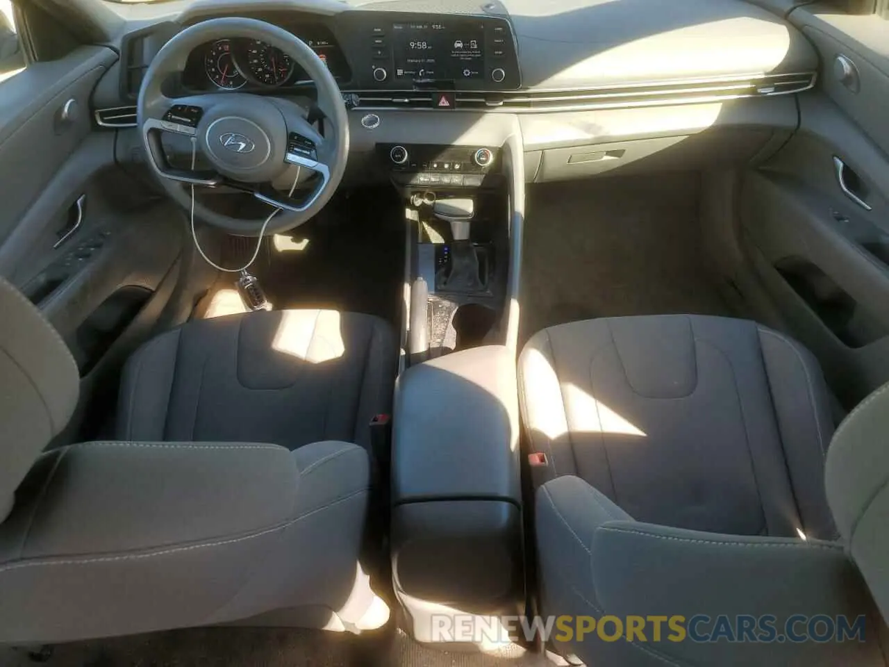 8 Фотография поврежденного автомобиля KMHLM4AG6MU198968 HYUNDAI ELANTRA 2021