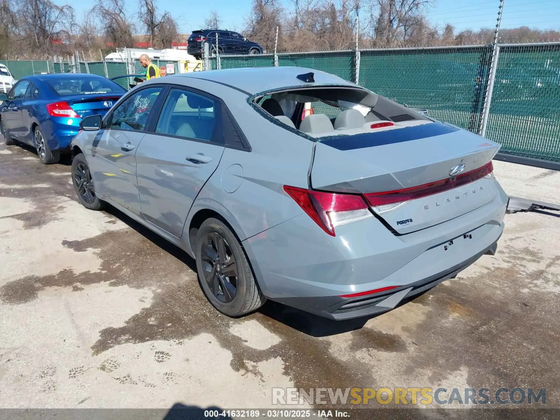 3 Фотография поврежденного автомобиля KMHLM4AG7MU105570 HYUNDAI ELANTRA 2021