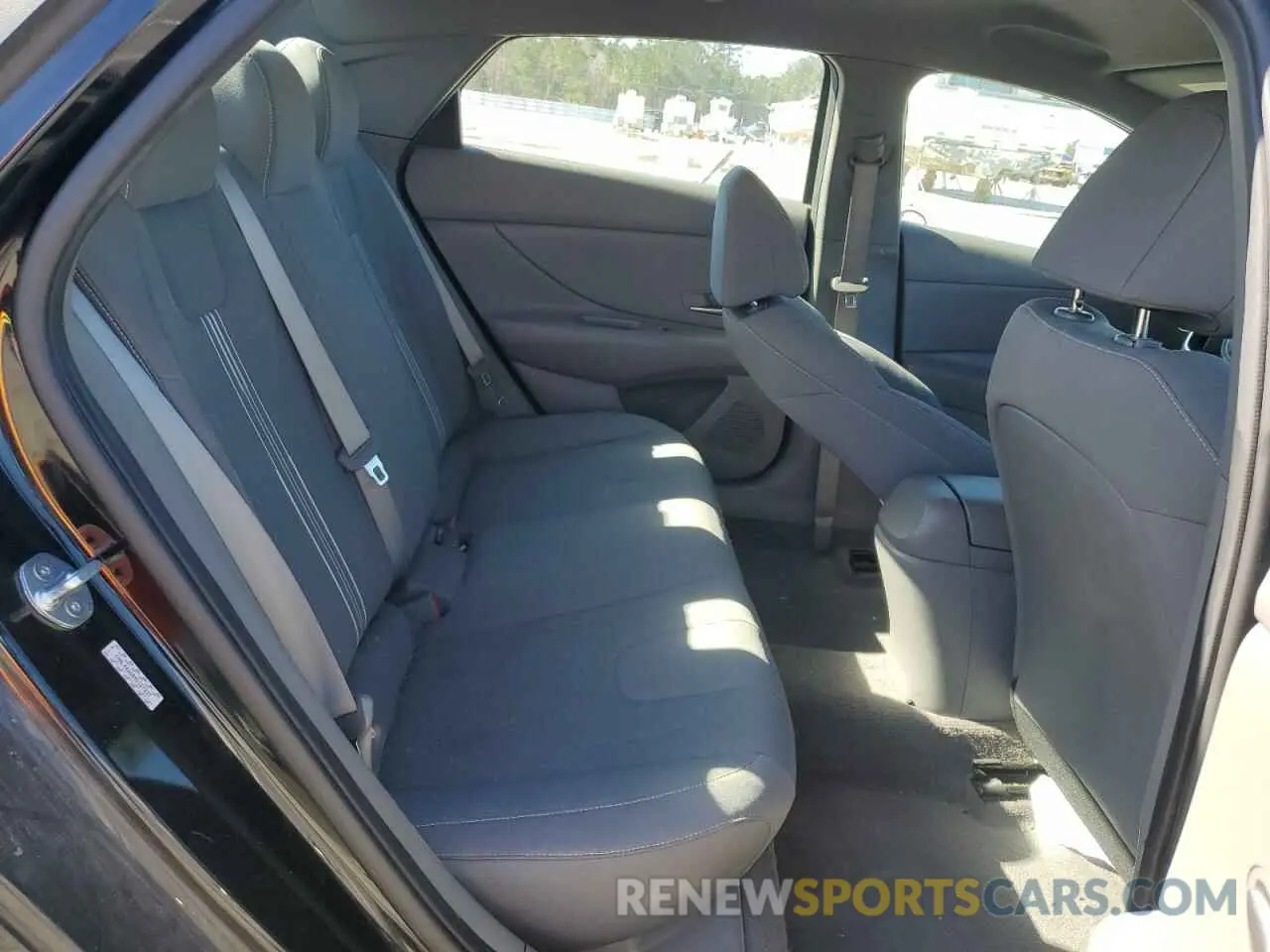 10 Photograph of a damaged car KMHLM4AG8MU157337 HYUNDAI ELANTRA 2021