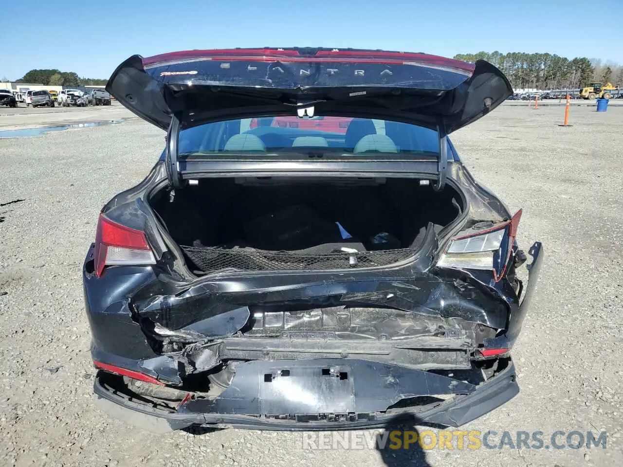 6 Photograph of a damaged car KMHLM4AG8MU157337 HYUNDAI ELANTRA 2021