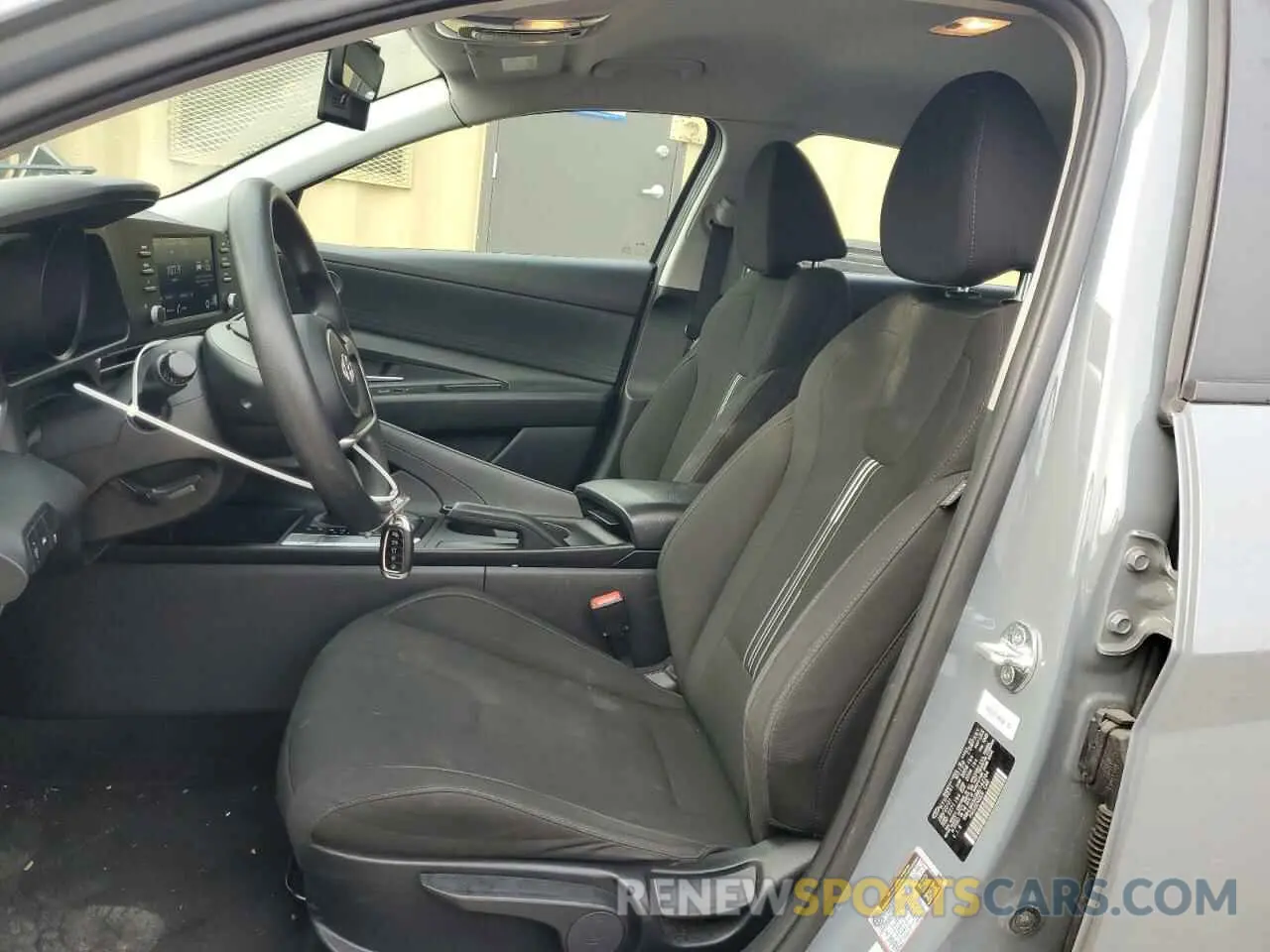 7 Photograph of a damaged car KMHLM4AG9MU142264 HYUNDAI ELANTRA 2021