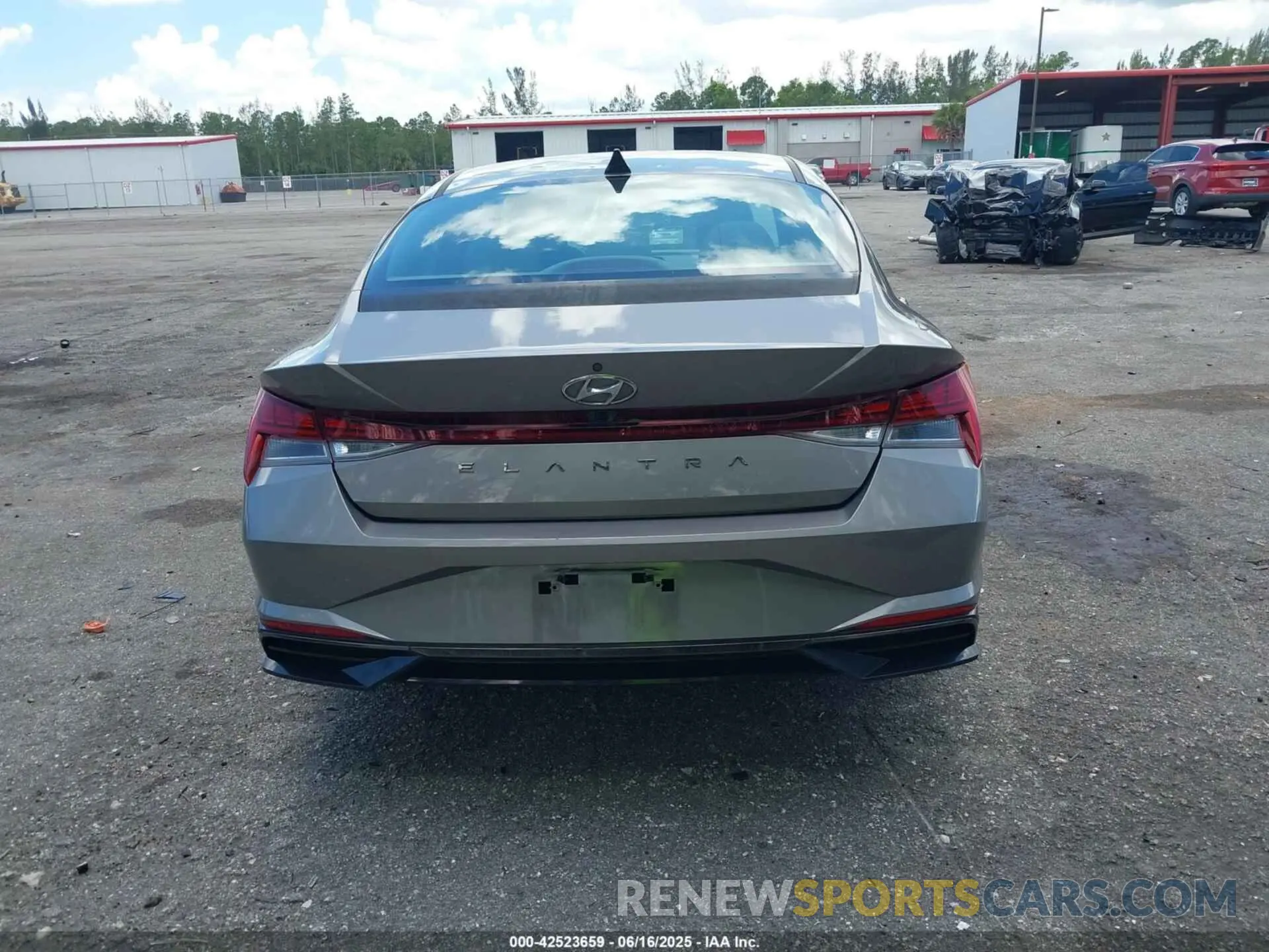 16 Фотография поврежденного автомобиля KMHLN4AG3MU179579 HYUNDAI ELANTRA 2021