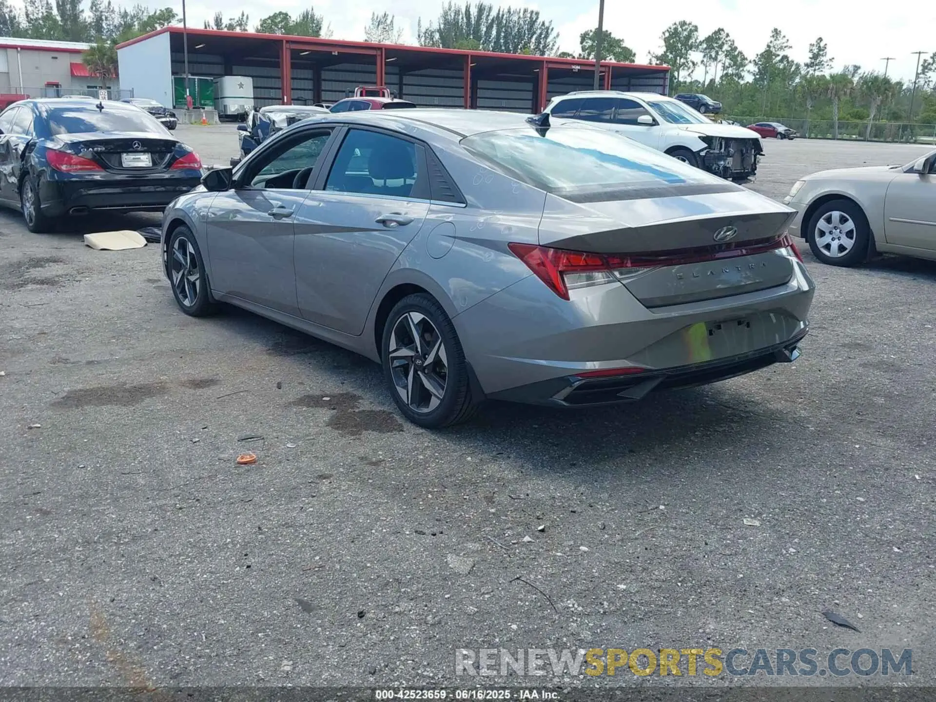 3 Фотография поврежденного автомобиля KMHLN4AG3MU179579 HYUNDAI ELANTRA 2021