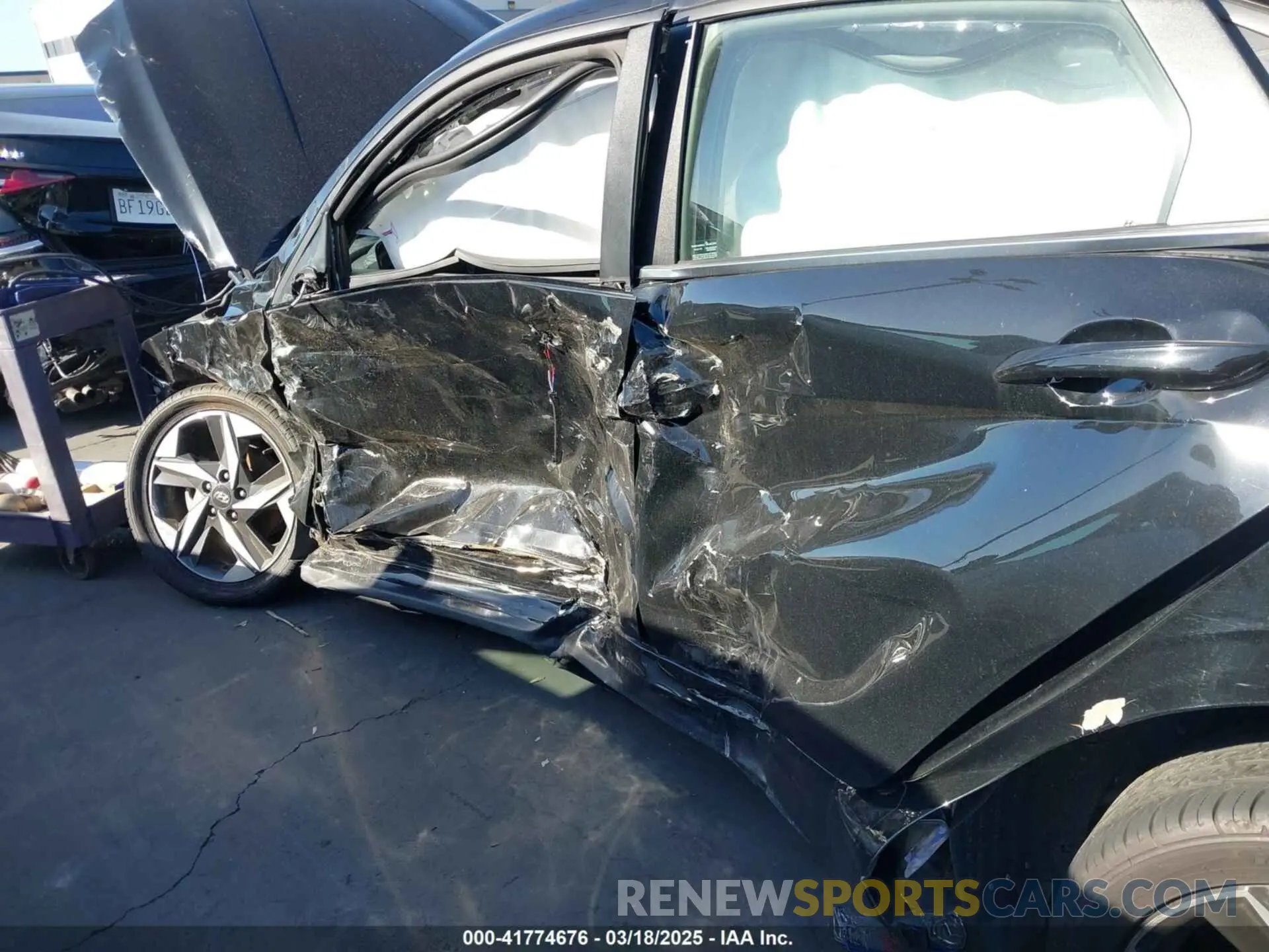 18 Photograph of a damaged car KMHLP4AG0MU132469 HYUNDAI ELANTRA 2021