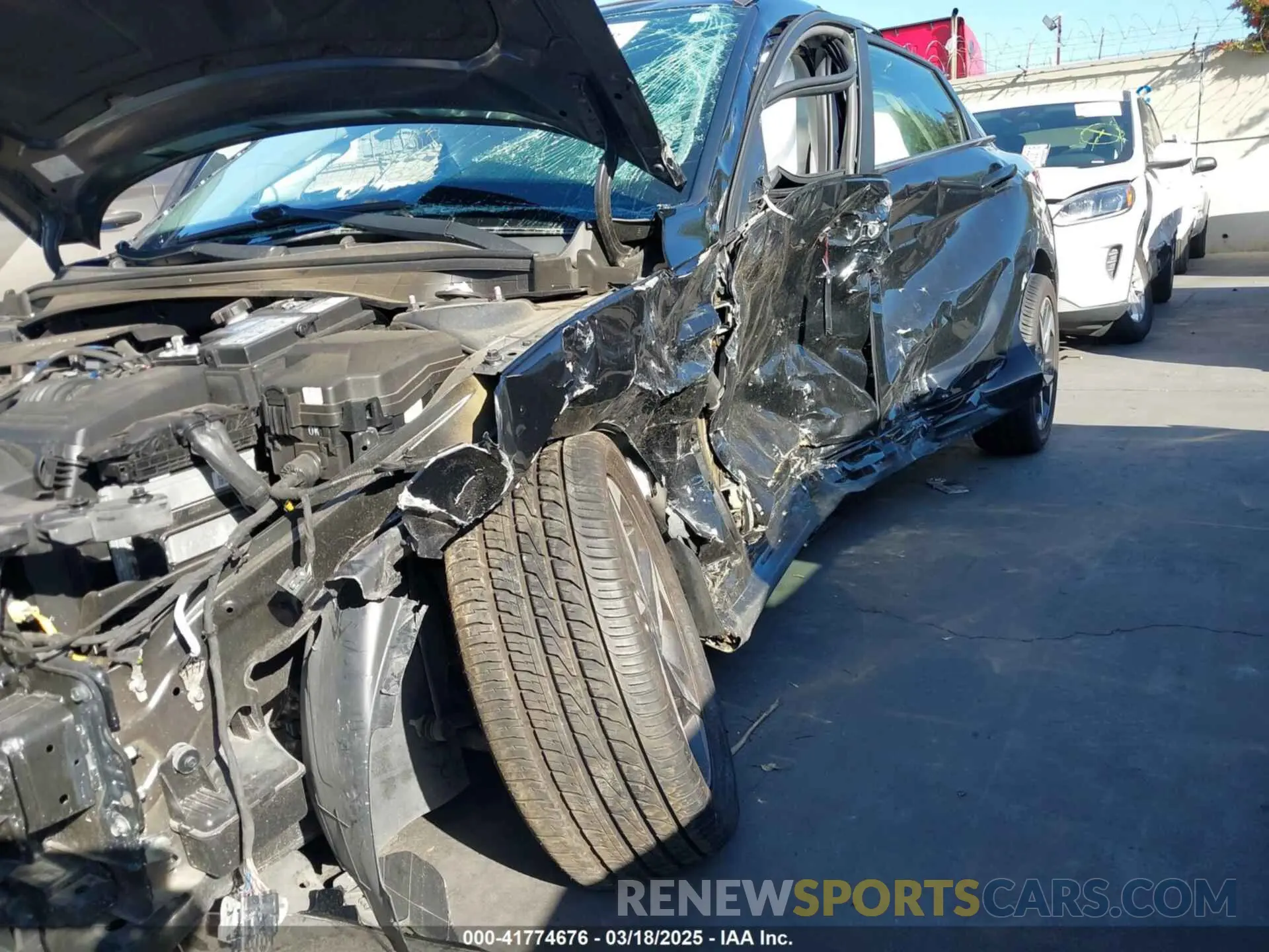19 Photograph of a damaged car KMHLP4AG0MU132469 HYUNDAI ELANTRA 2021