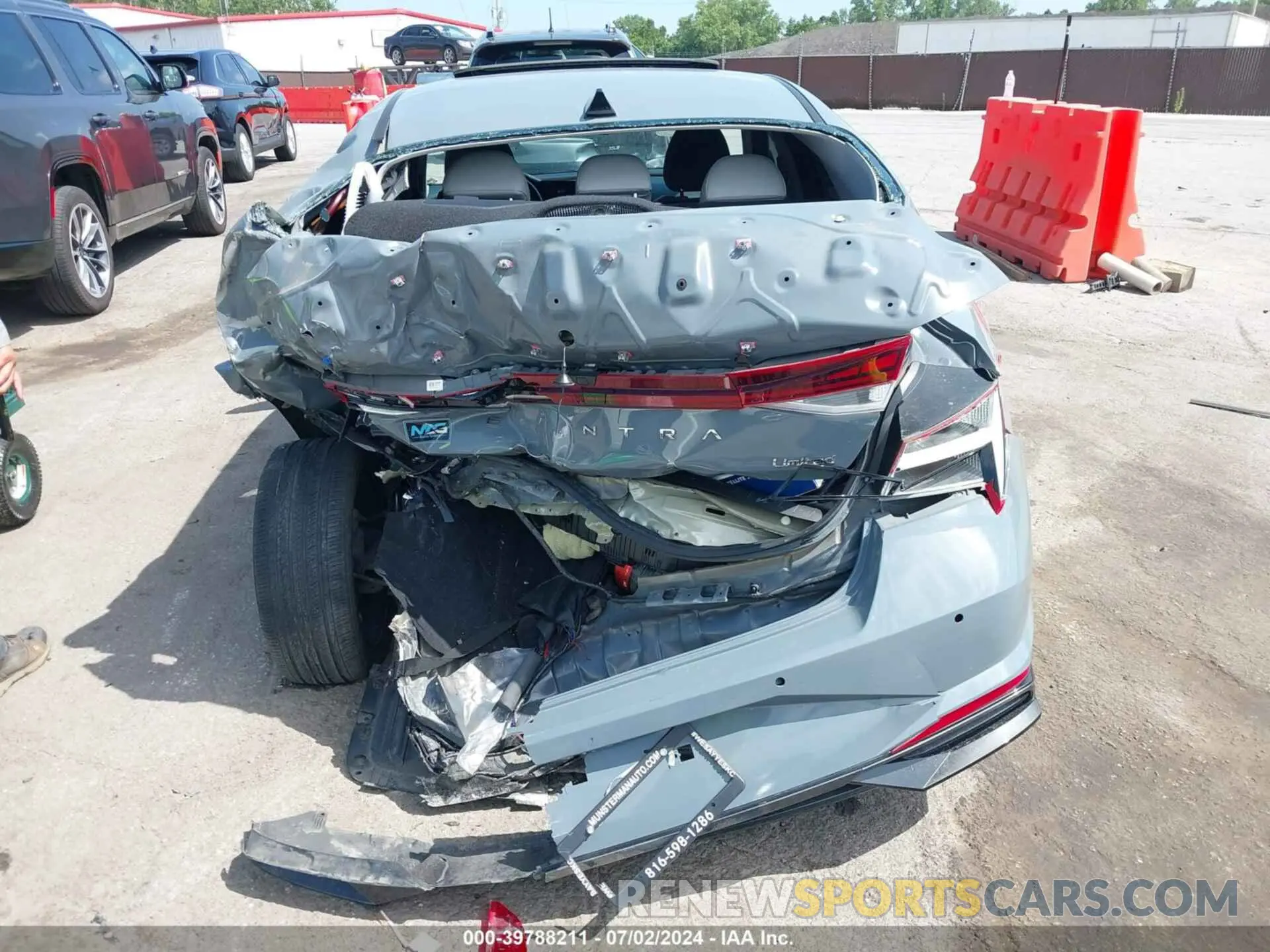 17 Photograph of a damaged car KMHLP4AG0MU171580 HYUNDAI ELANTRA 2021