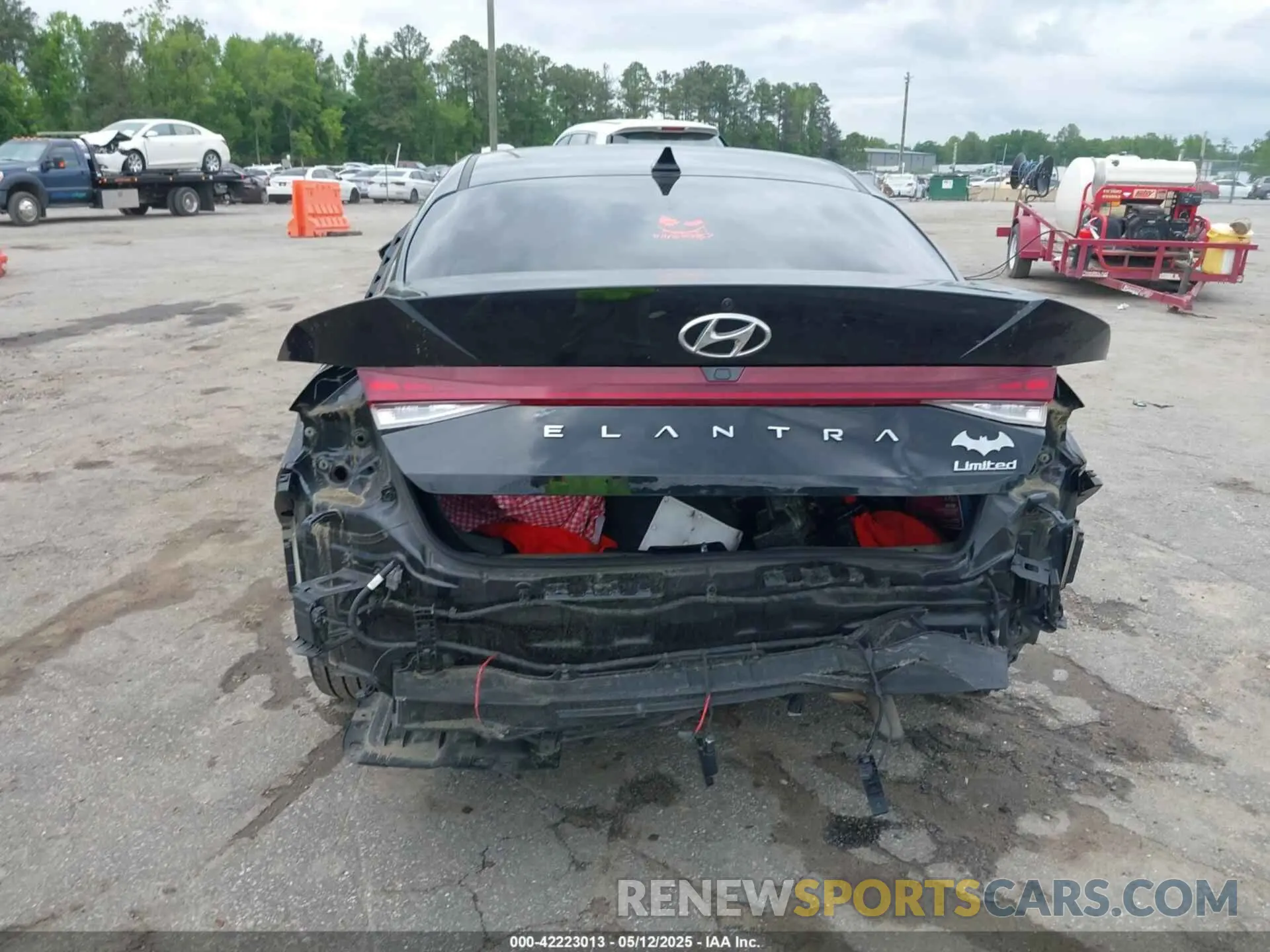 17 Photograph of a damaged car KMHLP4AG2MU072291 HYUNDAI ELANTRA 2021